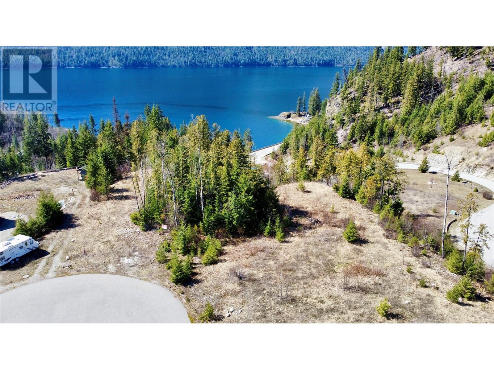 210 Fullmoon Road, Rosebery, British Columbia  V0G 1S1 - Photo 3 - 10335451