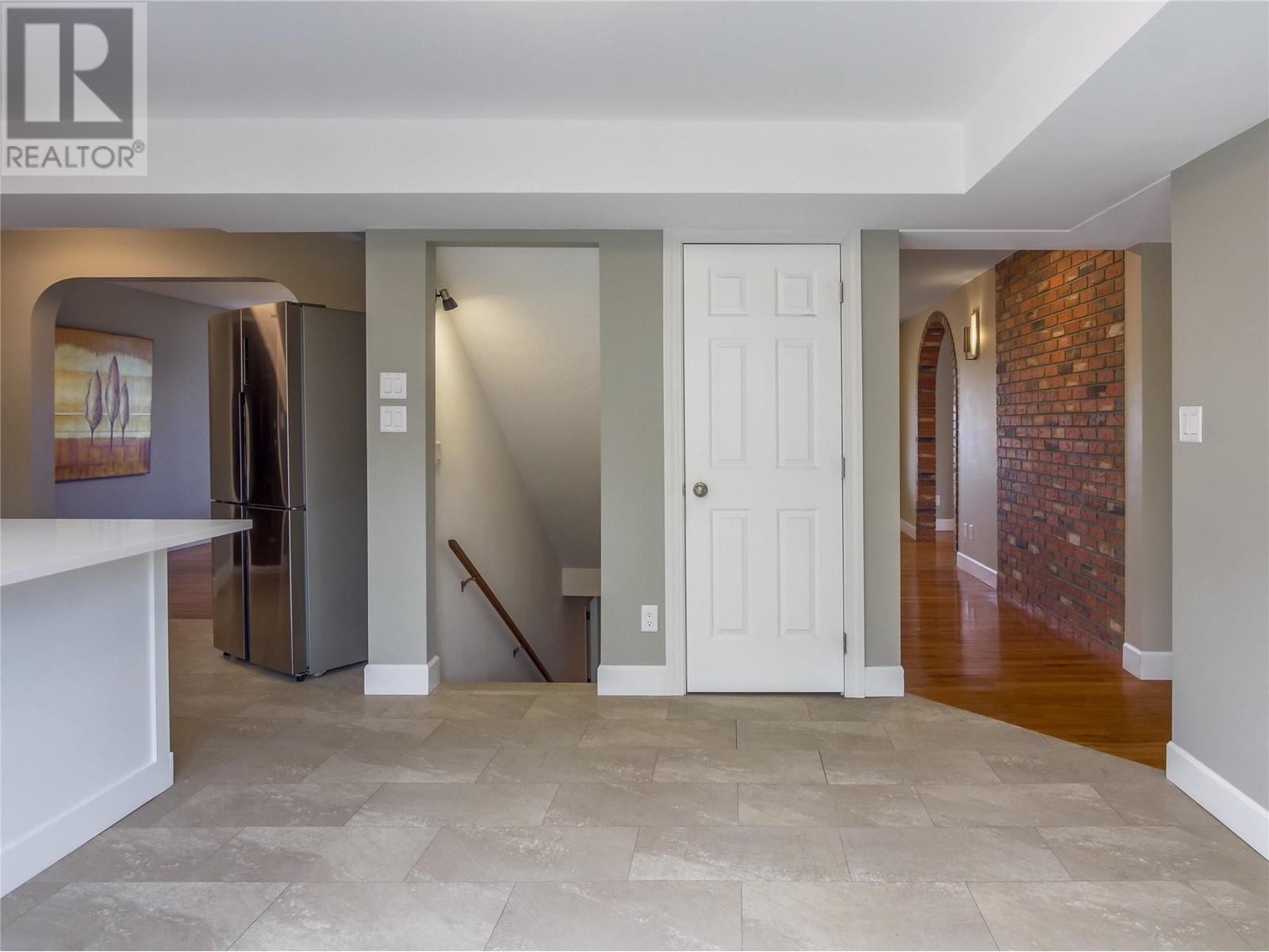 969 Westminster Avenue E, Penticton, British Columbia  V2A 7P1 - Photo 16 - 10335342
