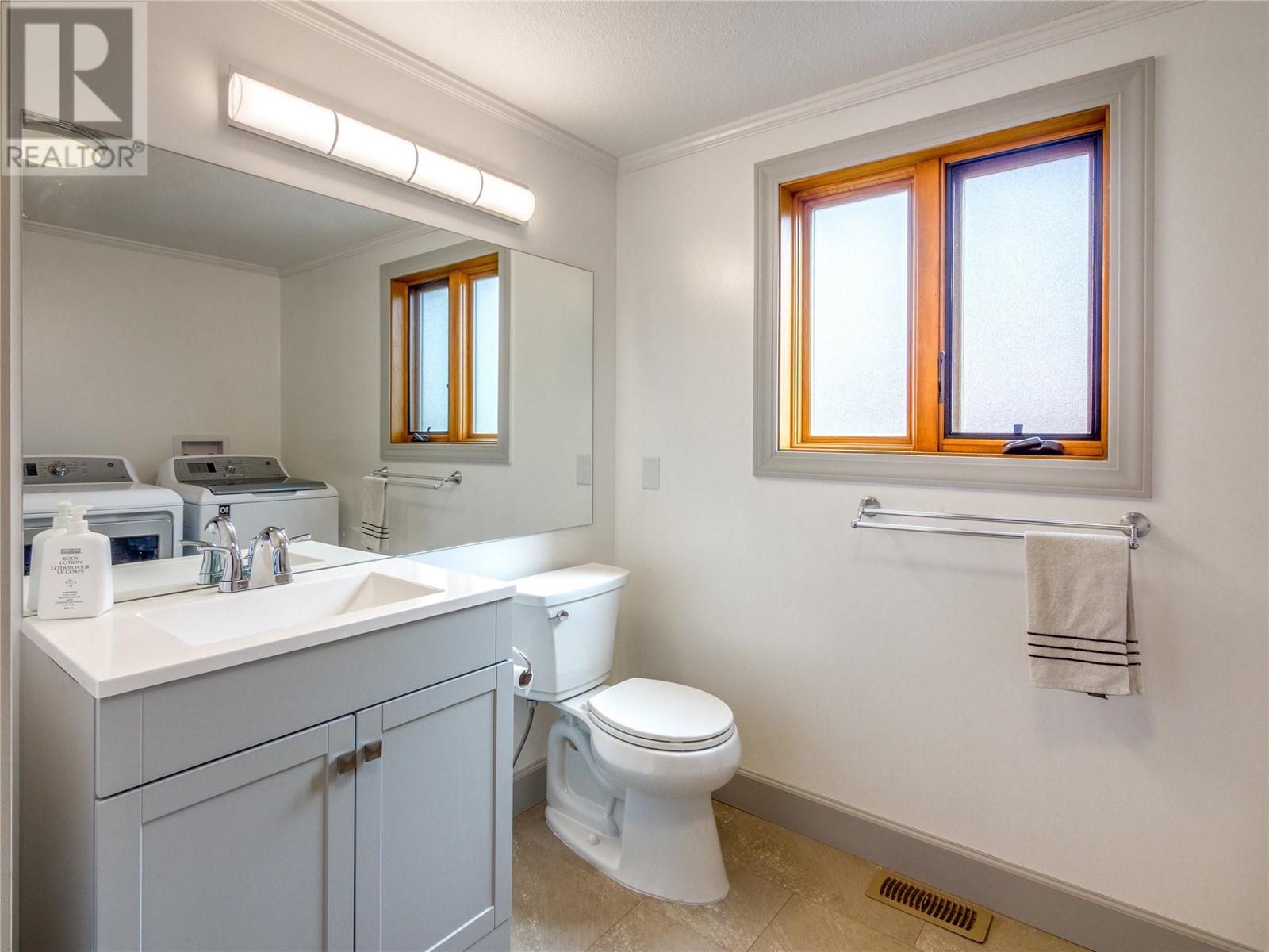 969 Westminster Avenue E, Penticton, British Columbia  V2A 7P1 - Photo 19 - 10335342