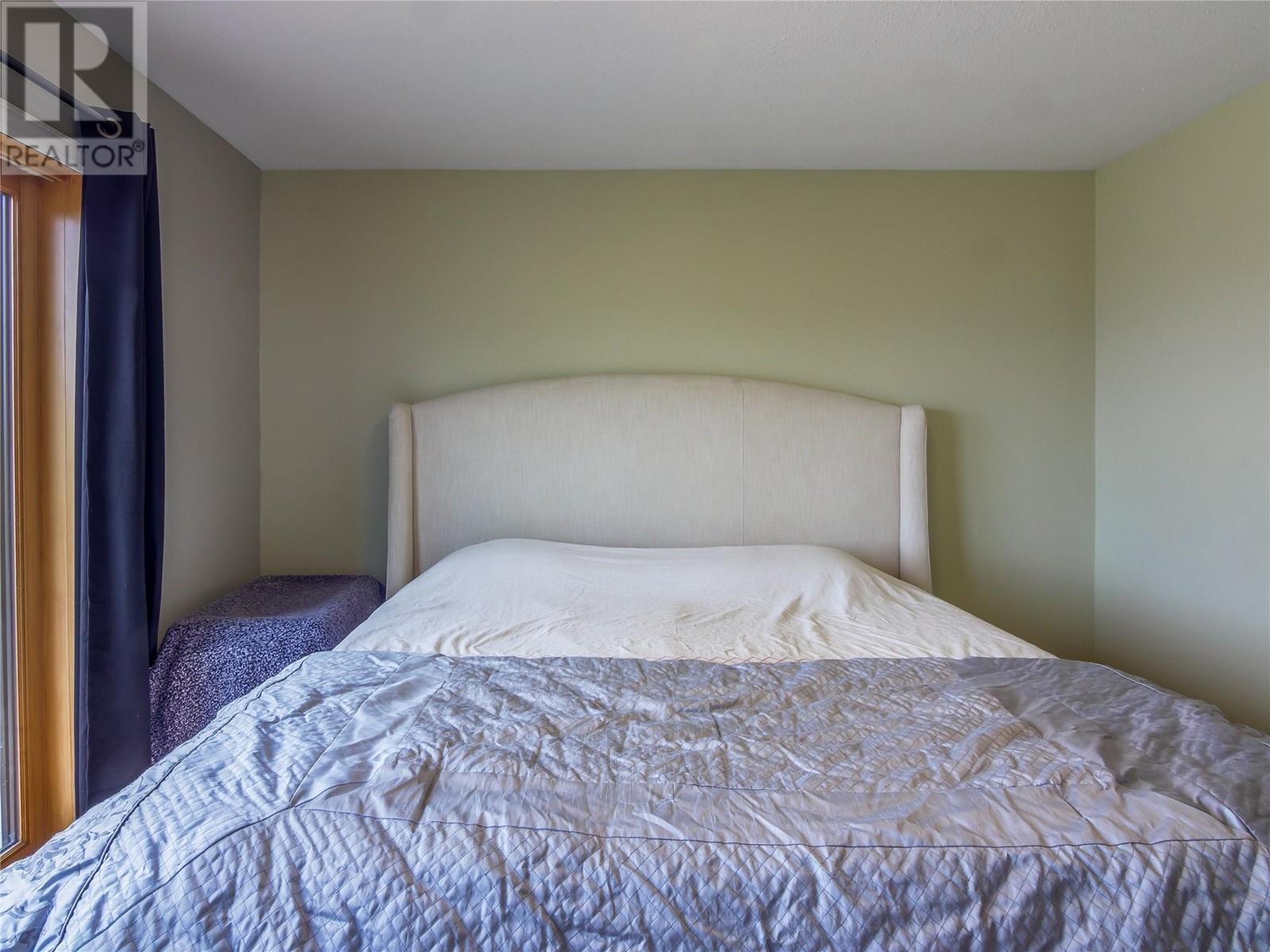 969 Westminster Avenue E, Penticton, British Columbia  V2A 7P1 - Photo 22 - 10335342