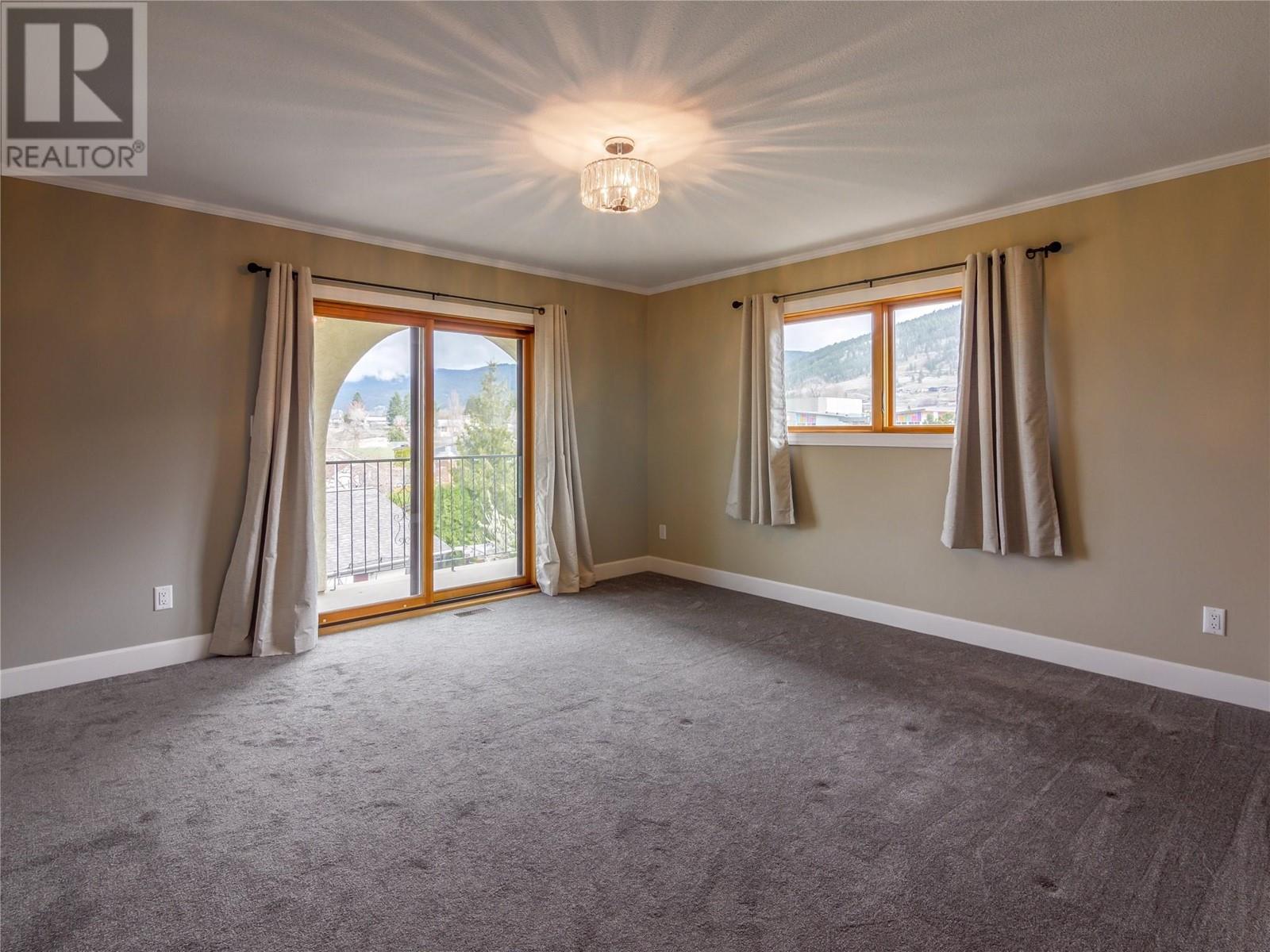 969 Westminster Avenue E, Penticton, British Columbia  V2A 7P1 - Photo 34 - 10335342