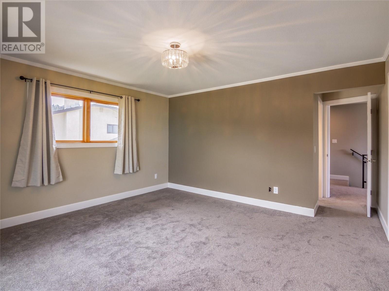 969 Westminster Avenue E, Penticton, British Columbia  V2A 7P1 - Photo 36 - 10335342
