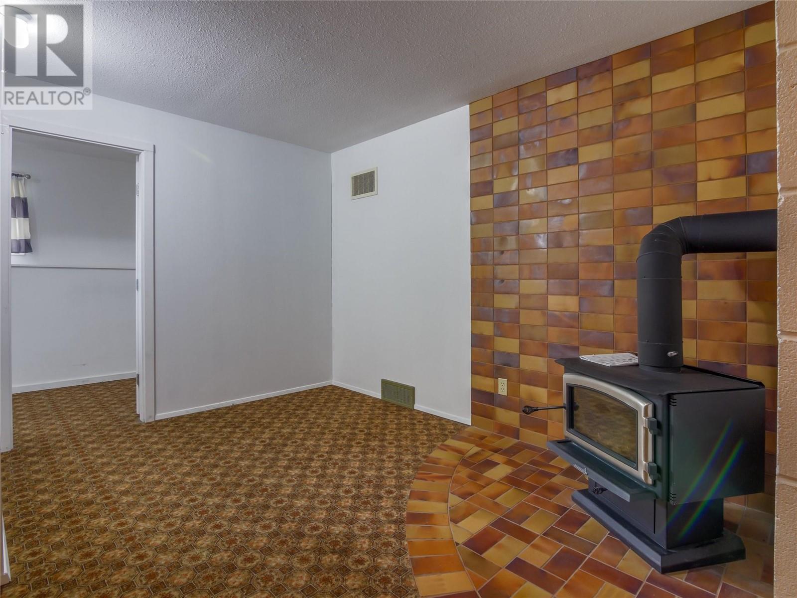 969 Westminster Avenue E, Penticton, British Columbia  V2A 7P1 - Photo 46 - 10335342