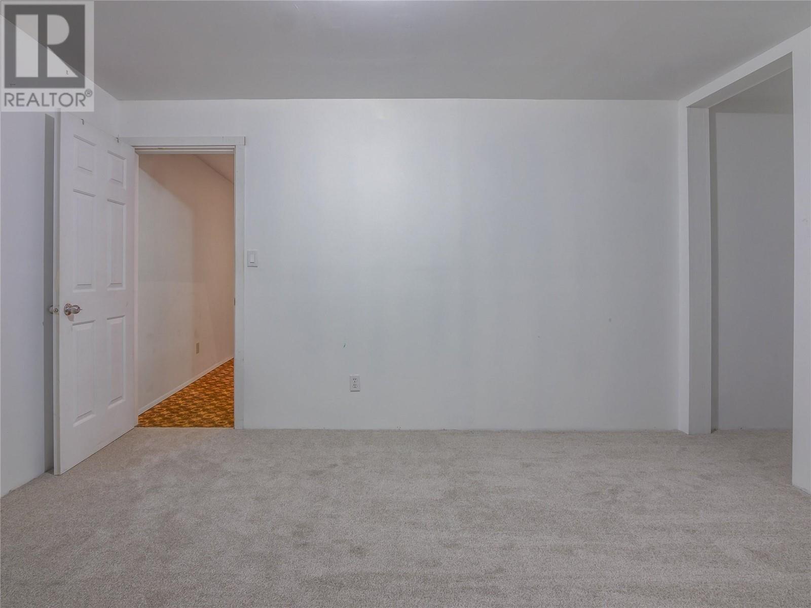 969 Westminster Avenue E, Penticton, British Columbia  V2A 7P1 - Photo 48 - 10335342