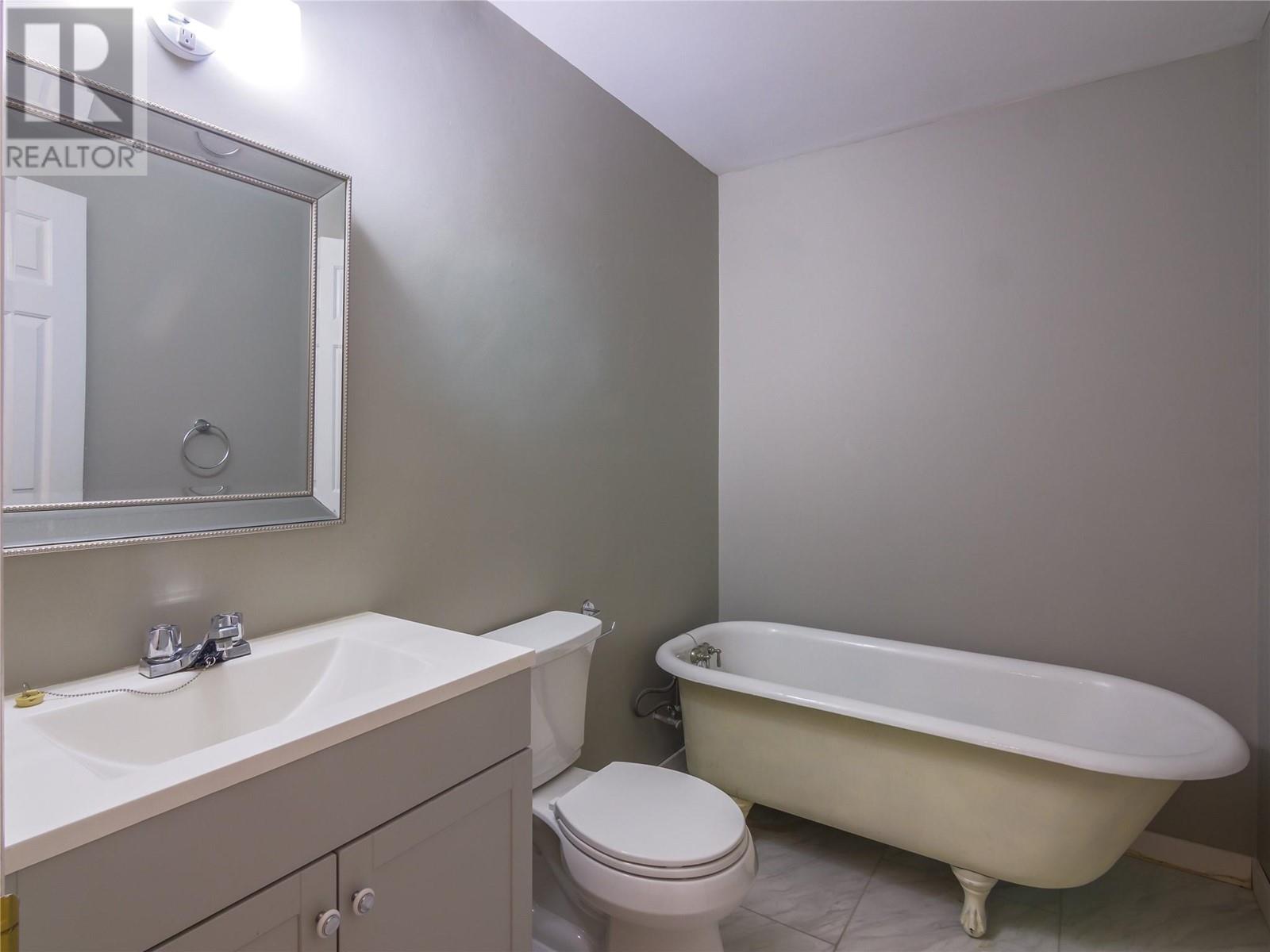 969 Westminster Avenue E, Penticton, British Columbia  V2A 7P1 - Photo 50 - 10335342