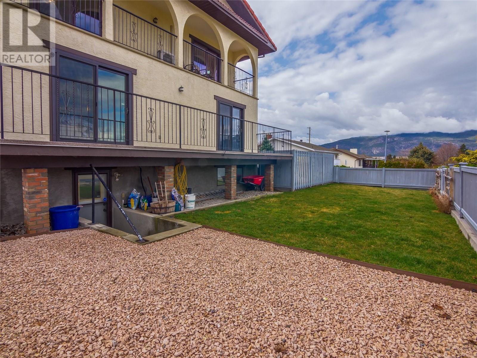 969 Westminster Avenue E, Penticton, British Columbia  V2A 7P1 - Photo 56 - 10335342