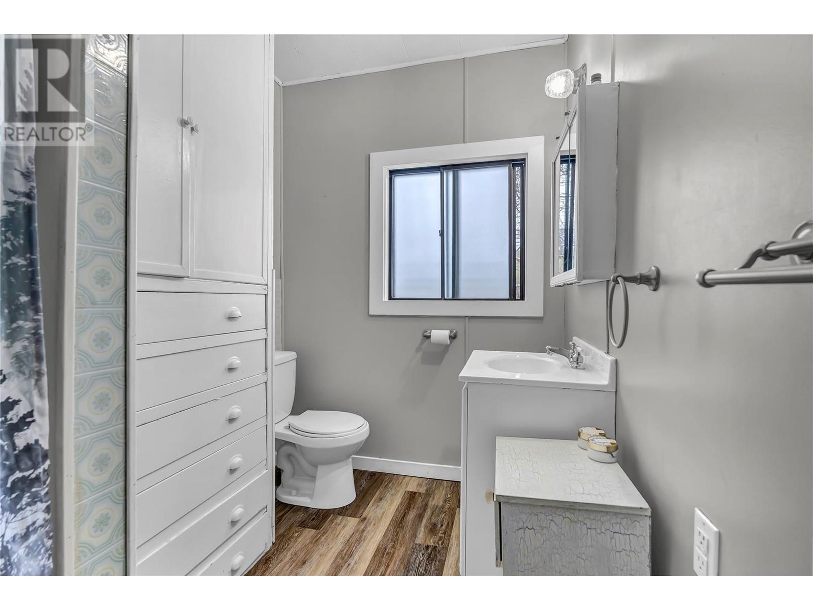 11406 Victoria Road S, Summerland, British Columbia  V0H 1Z2 - Photo 13 - 10335788