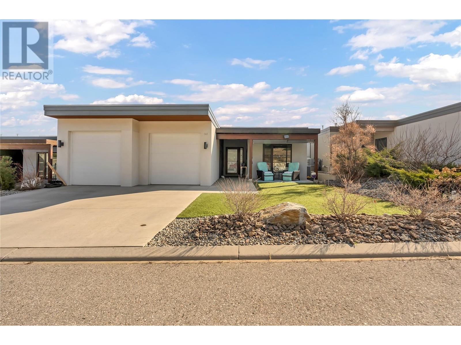 141 View Lane, Penticton, British Columbia  V2A 0A6 - Photo 1 - 10336159