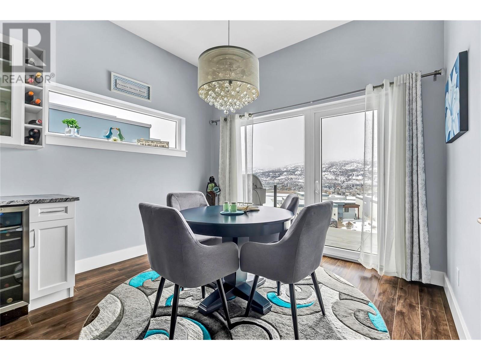 141 View Lane, Penticton, British Columbia  V2A 0A6 - Photo 4 - 10336159