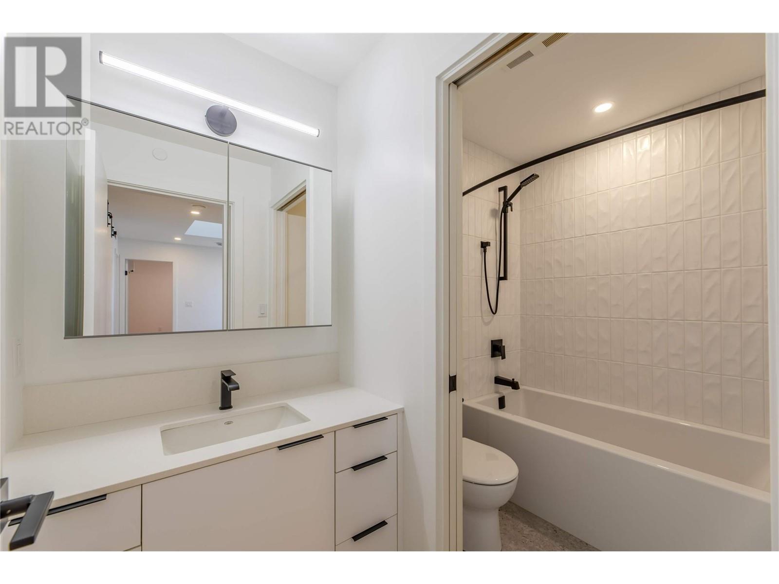 453 Tennis Street Unit# 101, Penticton, British Columbia  V2A 5R4 - Photo 19 - 10336166