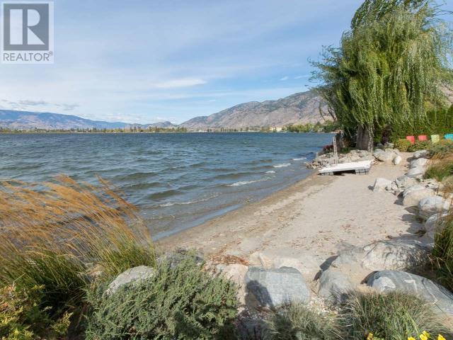 2418 Lakeshore Drive Unit# 302, Osoyoos, British Columbia  V0H 1V6 - Photo 2 - 10335520