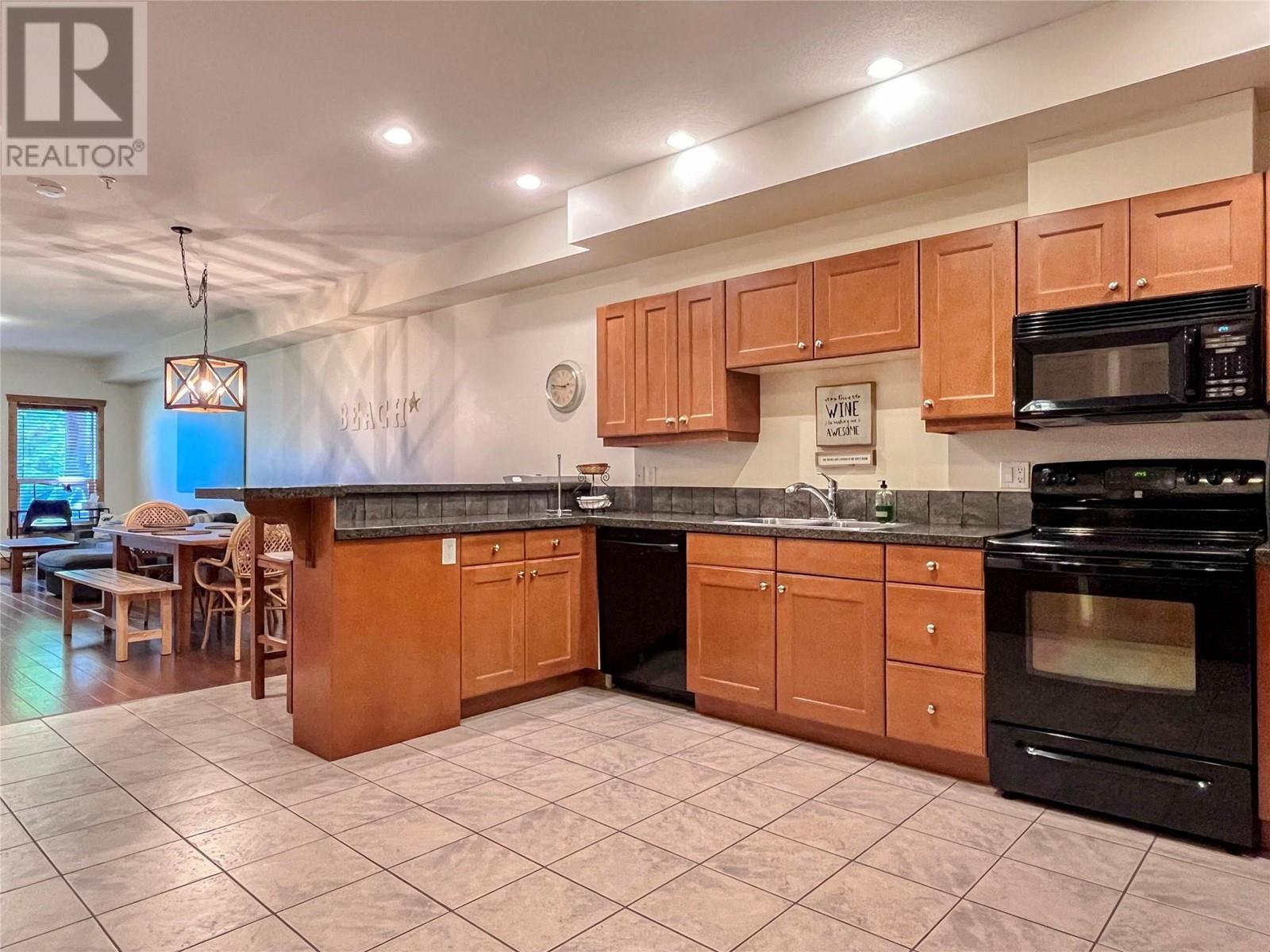 5401 Lakeshore Drive Unit# 102, Osoyoos, British Columbia  V0H 1V3 - Photo 17 - 10335632