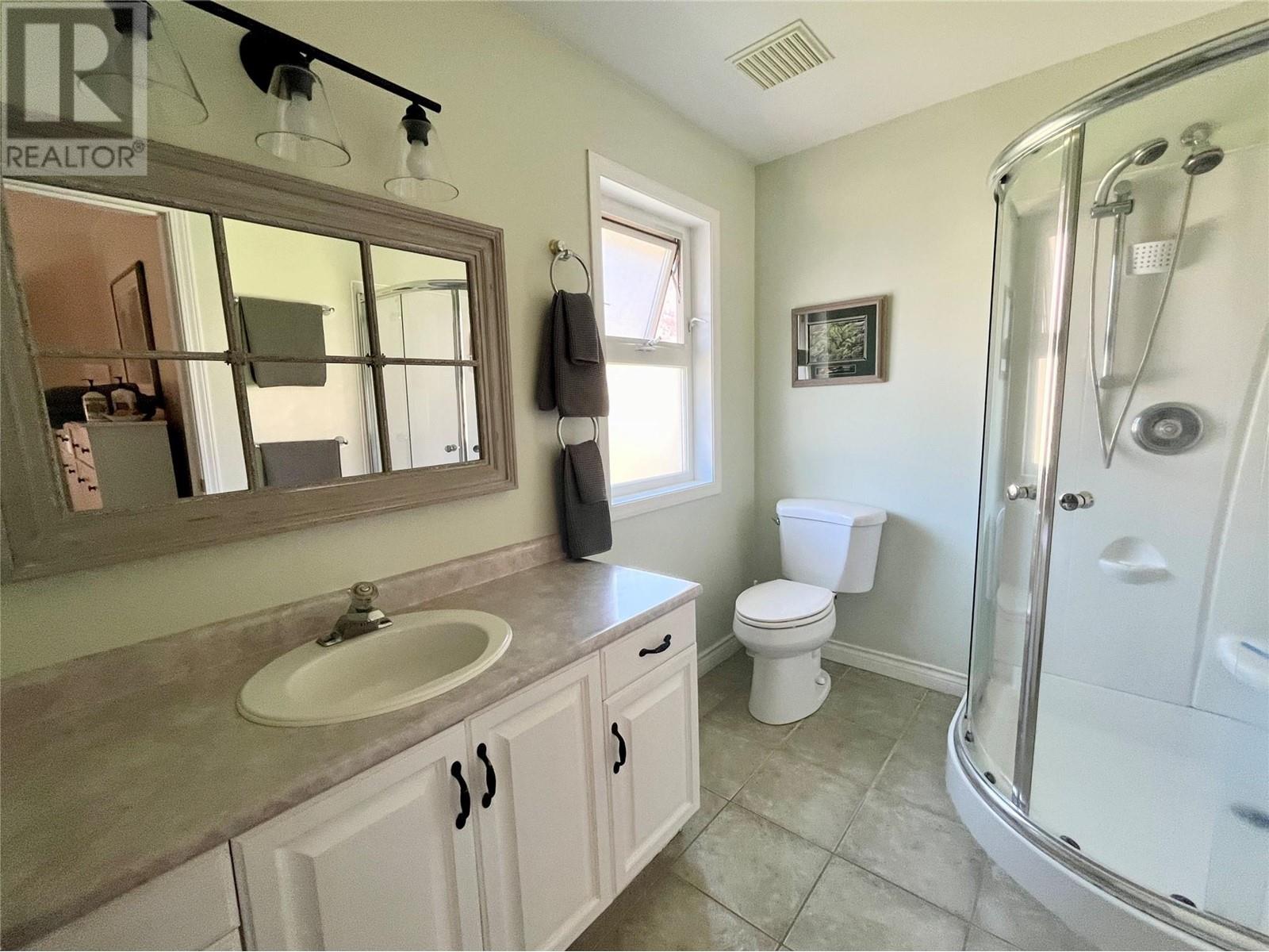 3808 Sawgrass Drive, Osoyoos, British Columbia  V0H 1V4 - Photo 12 - 10336612