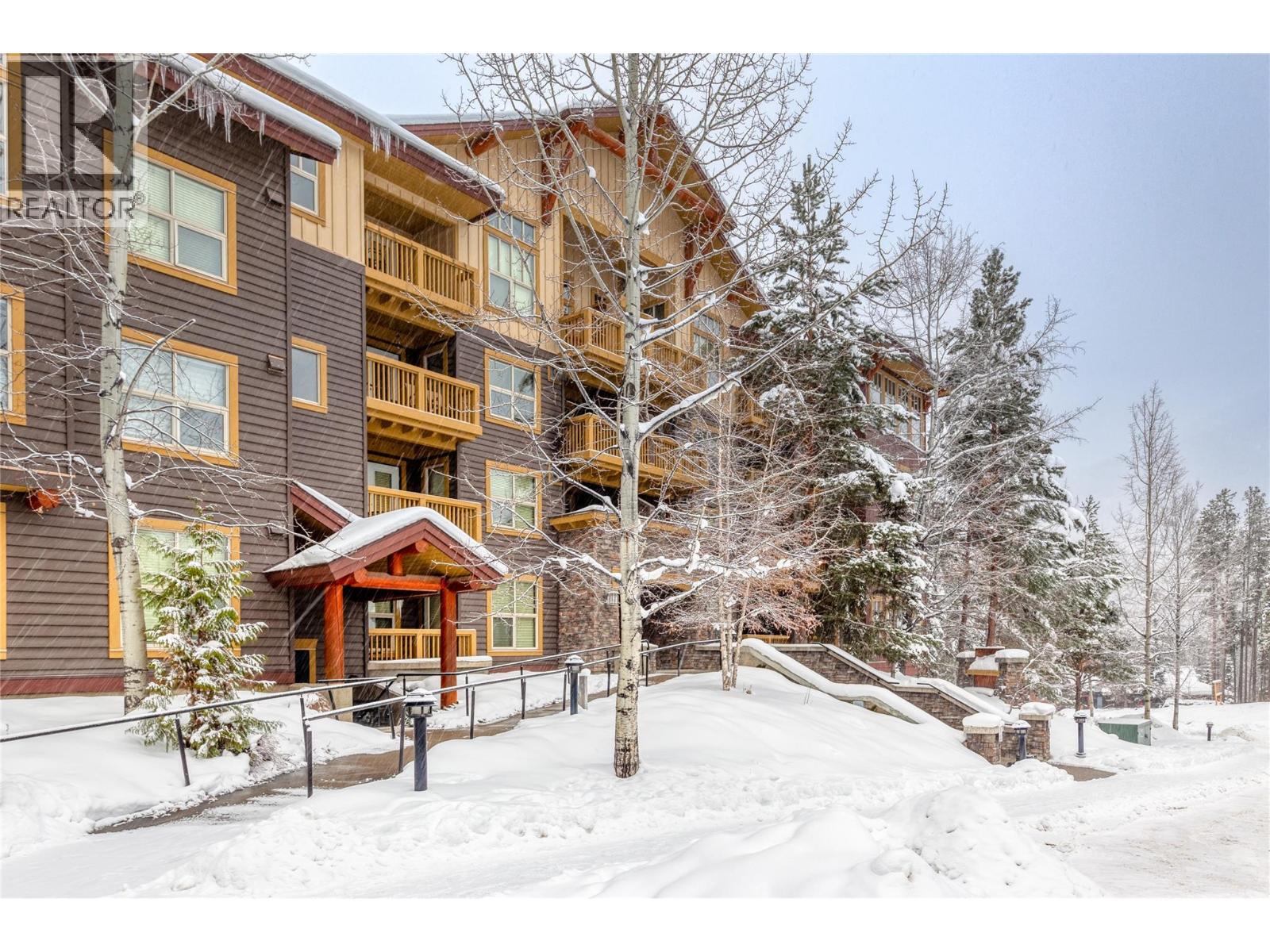 2070 Summit Drive Unit# 307, Panorama, British Columbia  V0A 1T0 - Photo 34 - 10336355