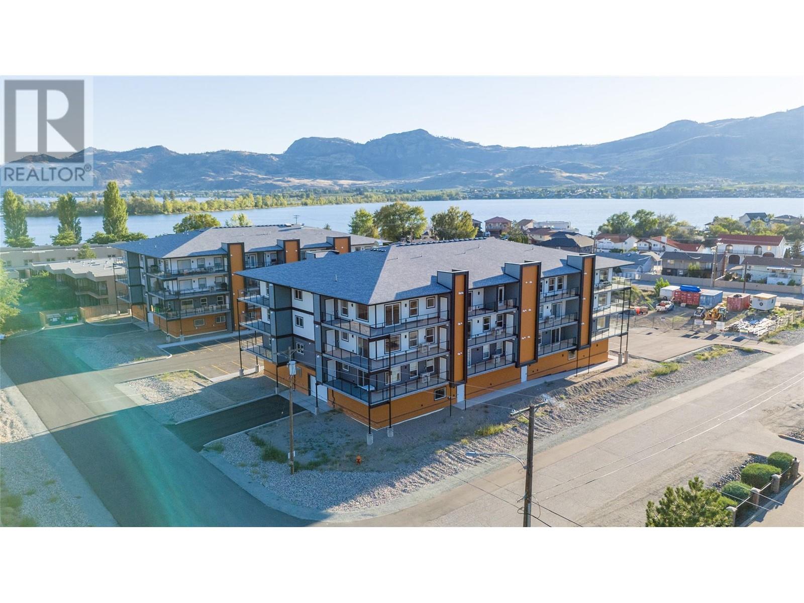 5620 51st Street Unit# 404, Osoyoos, British Columbia  V0H 1V6 - Photo 1 - 10336665