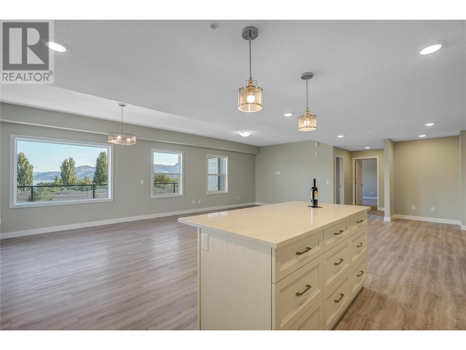 5620 51st Street Unit# 404, Osoyoos, British Columbia  V0H 1V6 - Photo 6 - 10336665