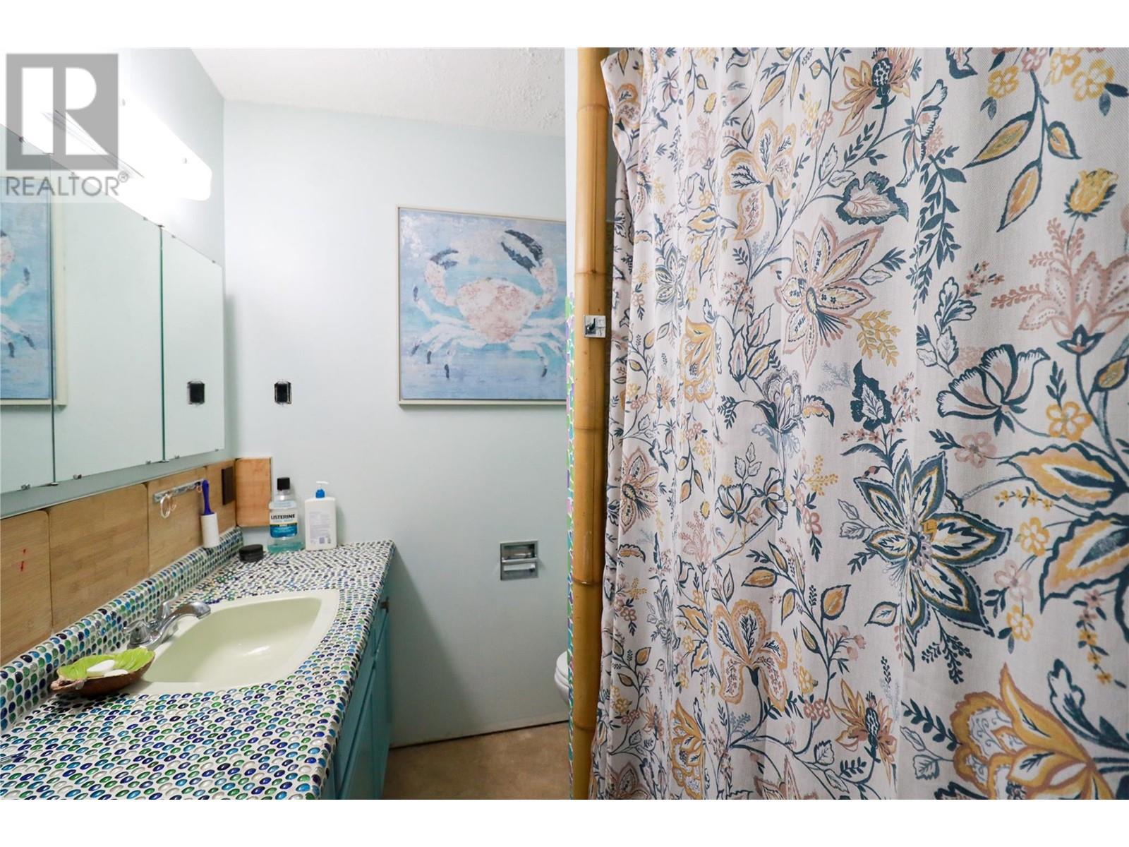 12115 Marshall Crescent, Summerland, British Columbia  V0H 1Z5 - Photo 6 - 10336582