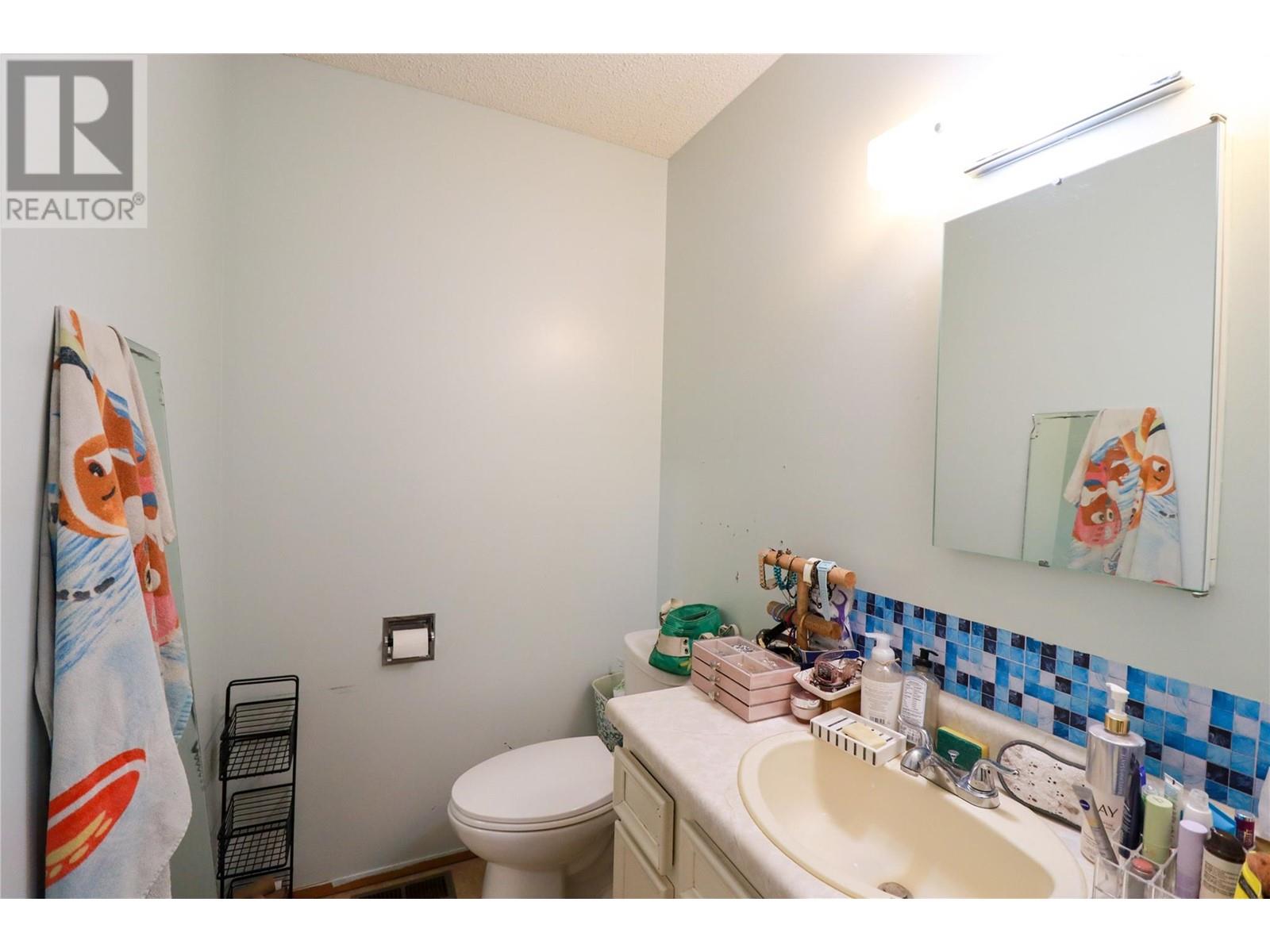 12115 Marshall Crescent, Summerland, British Columbia  V0H 1Z5 - Photo 8 - 10336582