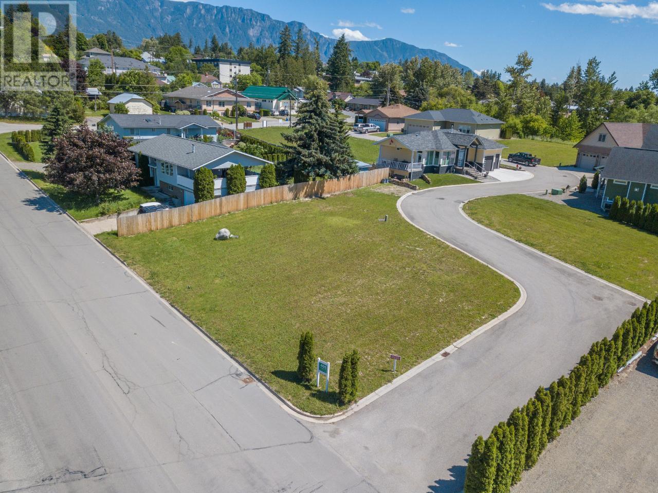 405 Canyon Street Unit# 1, Creston, British Columbia  V0B 1G3 - Photo 3 - 10336101