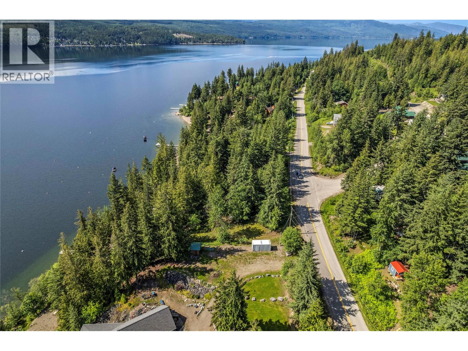 8734 Squilax Anglemont Road, St. Ives, British Columbia  V0E 1M9 - Photo 13 - 10326988