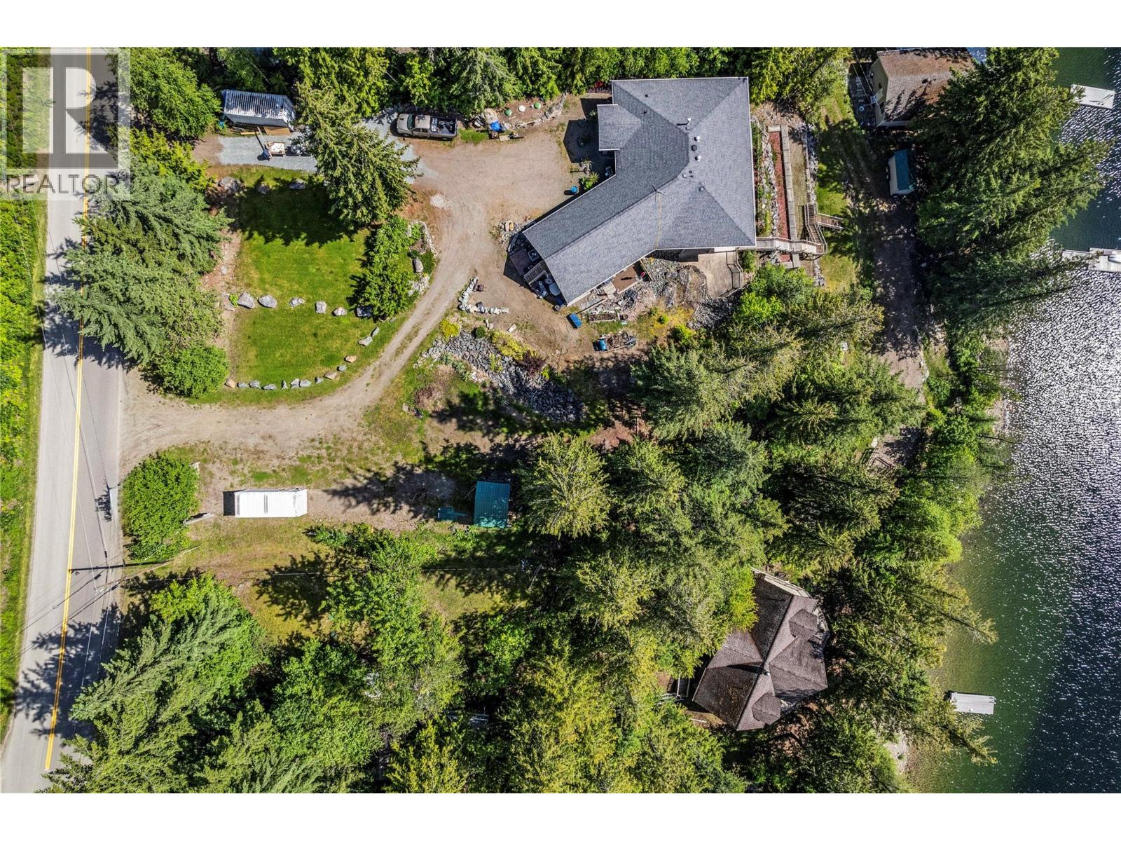 8734 Squilax Anglemont Road, St. Ives, British Columbia  V0E 1M9 - Photo 18 - 10326988