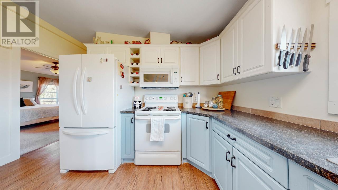3405 107th Street, Osoyoos, British Columbia  V0H 1V4 - Photo 6 - 10336471