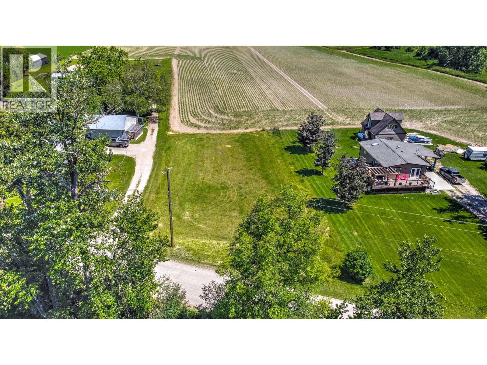 Riverside Road, Mara, British Columbia  V0E 2K0 - Photo 10 - 10336608