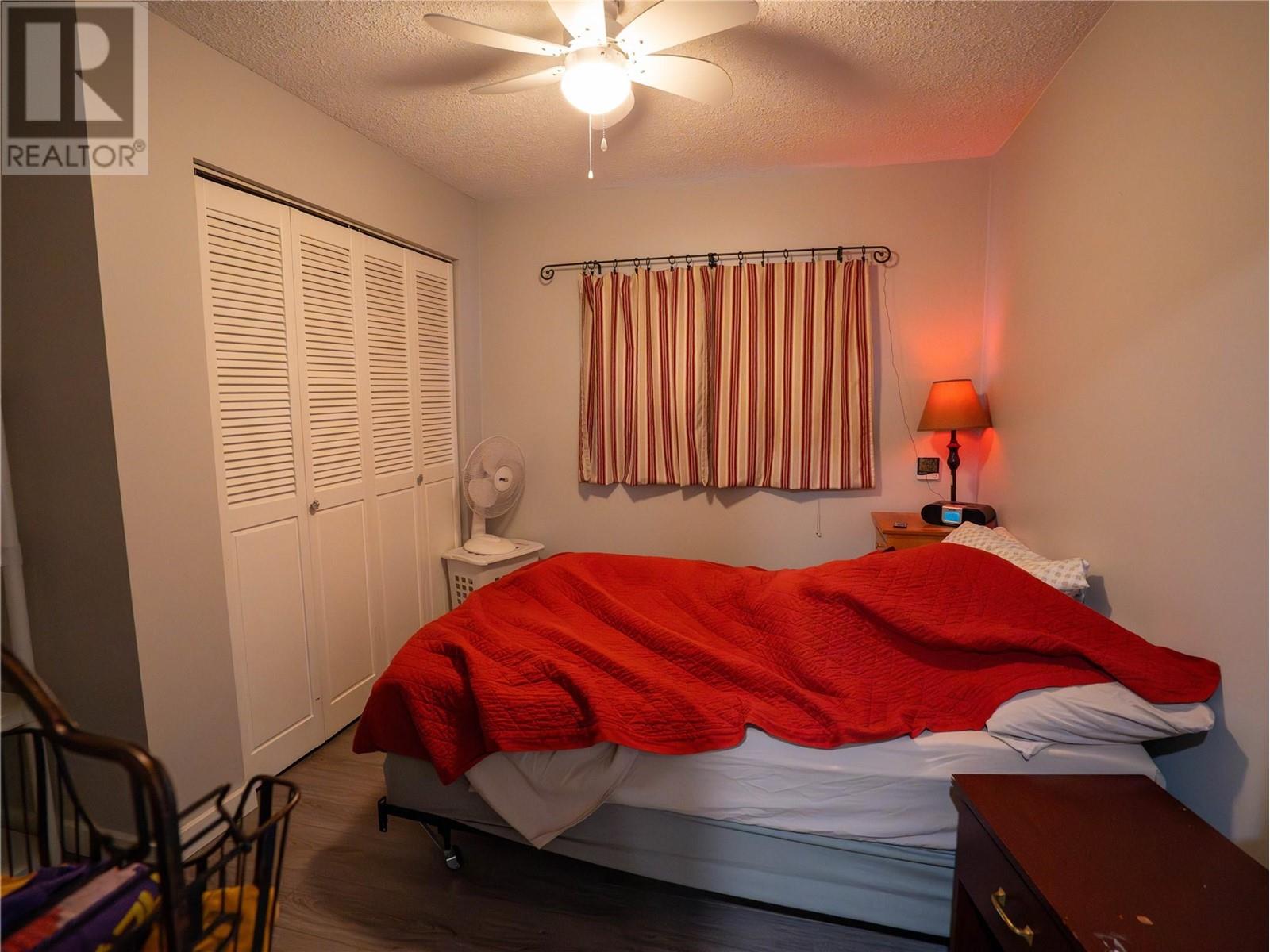 196 Waterford Avenue, Penticton, British Columbia  V2A 3T7 - Photo 27 - 10335917