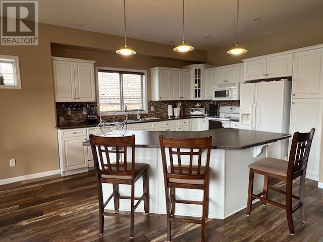 3410 Lobelia Drive, Osoyoos, British Columbia  V0H 1V4 - Photo 6 - 10336919