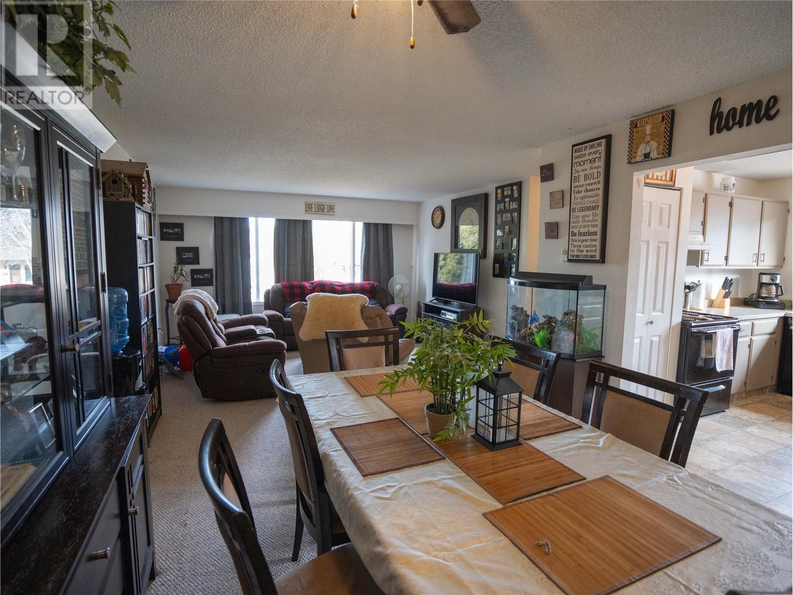 186 Waterford Avenue, Penticton, British Columbia  V2A 3T7 - Photo 4 - 10335916