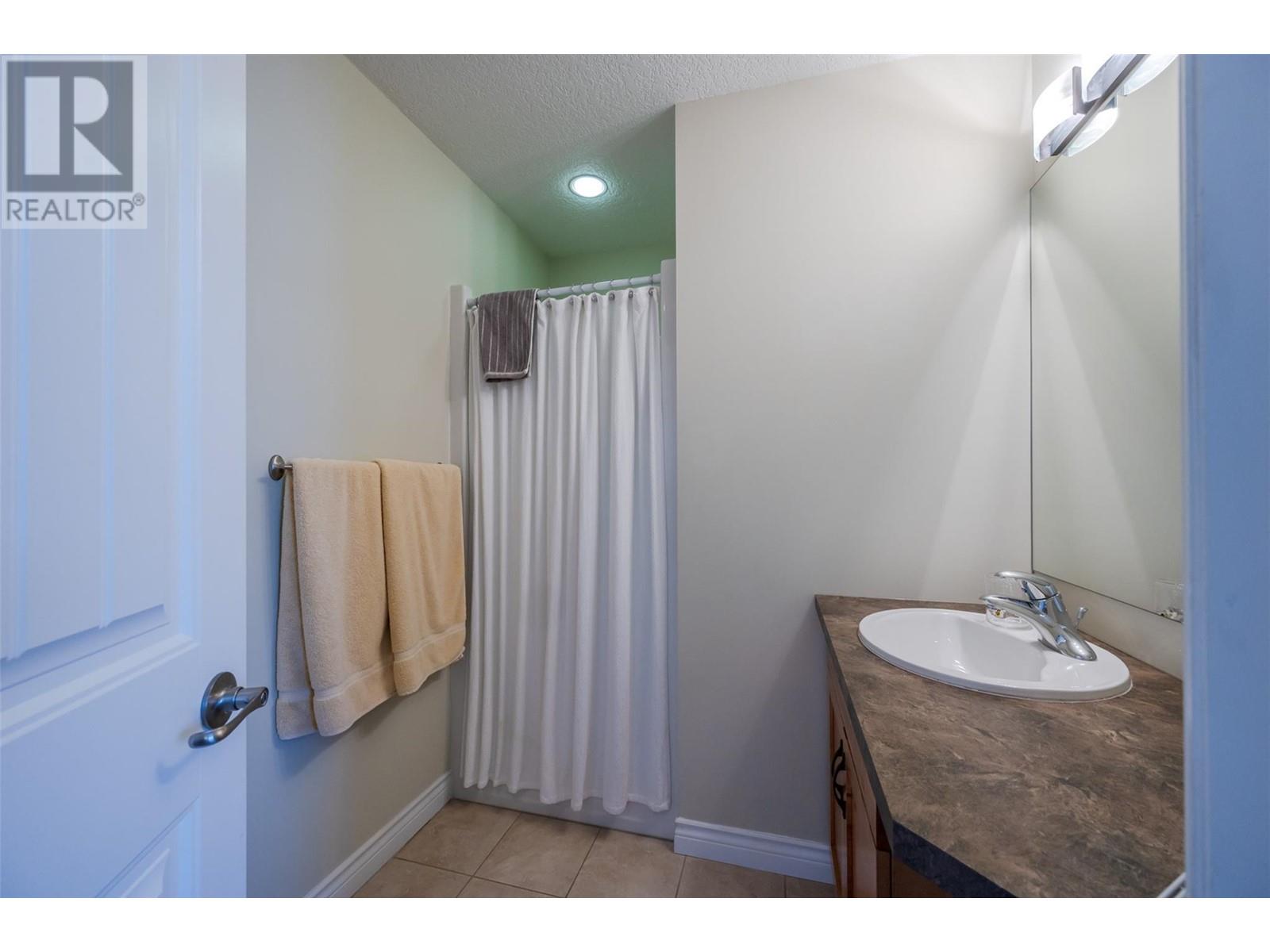 114 Lakeview Street Unit# 101, Penticton, British Columbia  V2A 5R8 - Photo 24 - 10336659