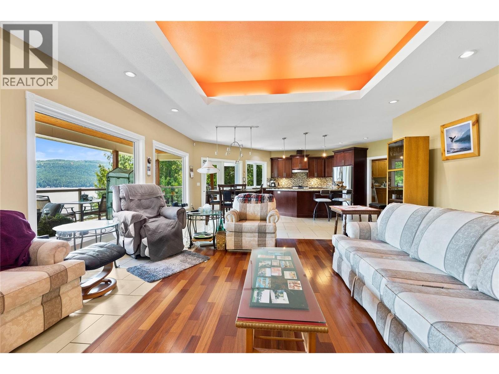 8738 Squilax Anglemont Road, St. Ives, British Columbia  V0E 1M9 - Photo 13 - 10336376