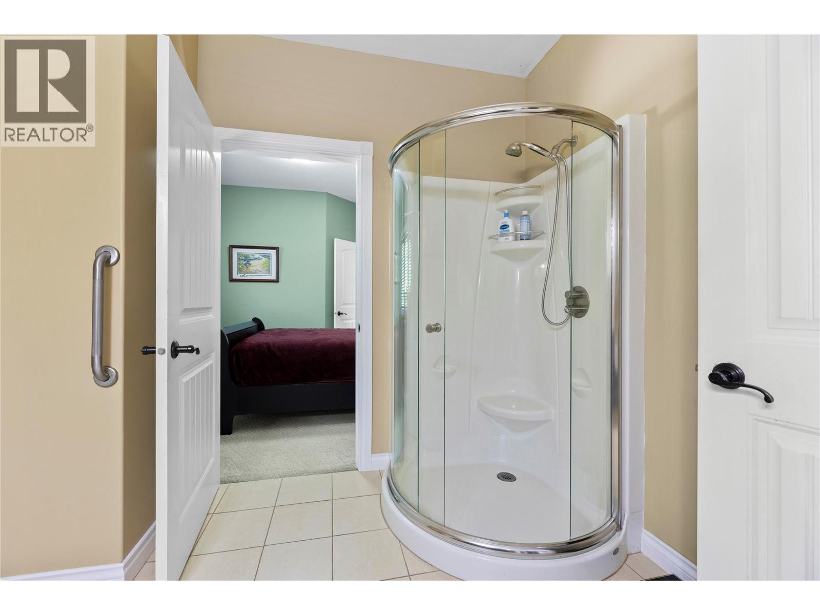 8738 Squilax Anglemont Road, St. Ives, British Columbia  V0E 1M9 - Photo 26 - 10336376