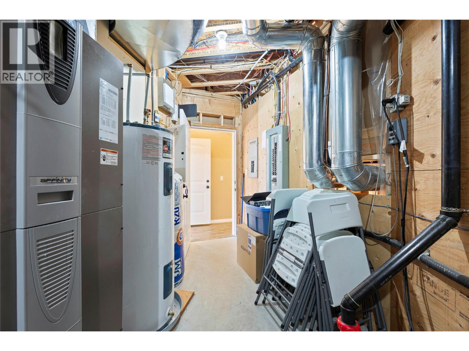 8738 Squilax Anglemont Road, St. Ives, British Columbia  V0E 1M9 - Photo 74 - 10336376