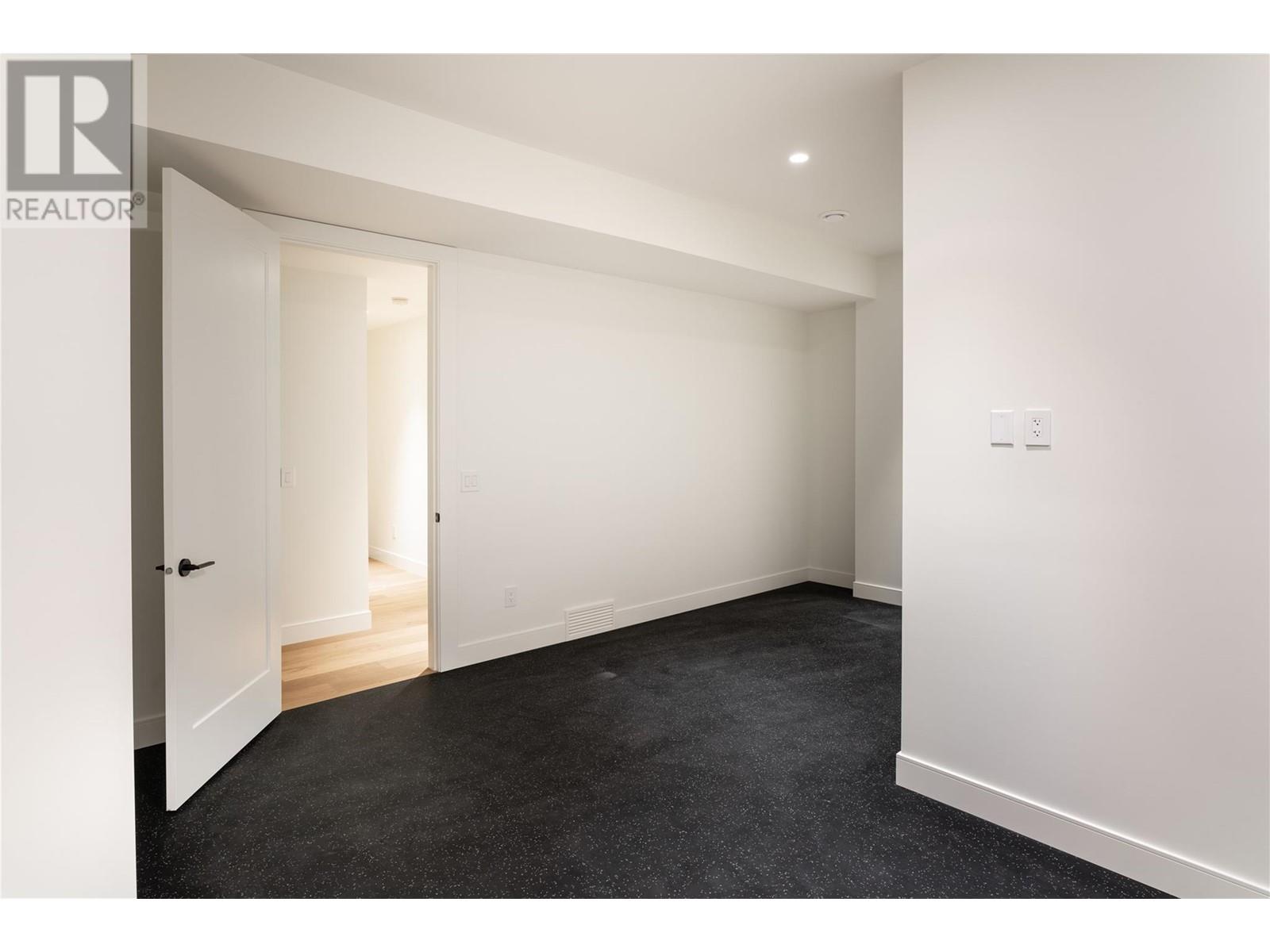 5650 The Edge Place Unit# 110, Kelowna, British Columbia  V1W 5M4 - Photo 53 - 10336989
