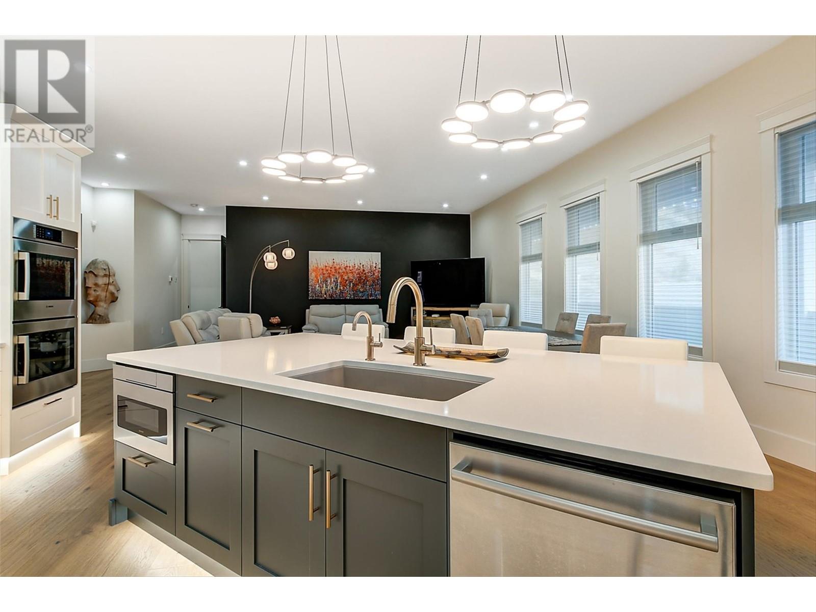 12102 Augusta Lane, Osoyoos, British Columbia  V0H 1V4 - Photo 12 - 10336524