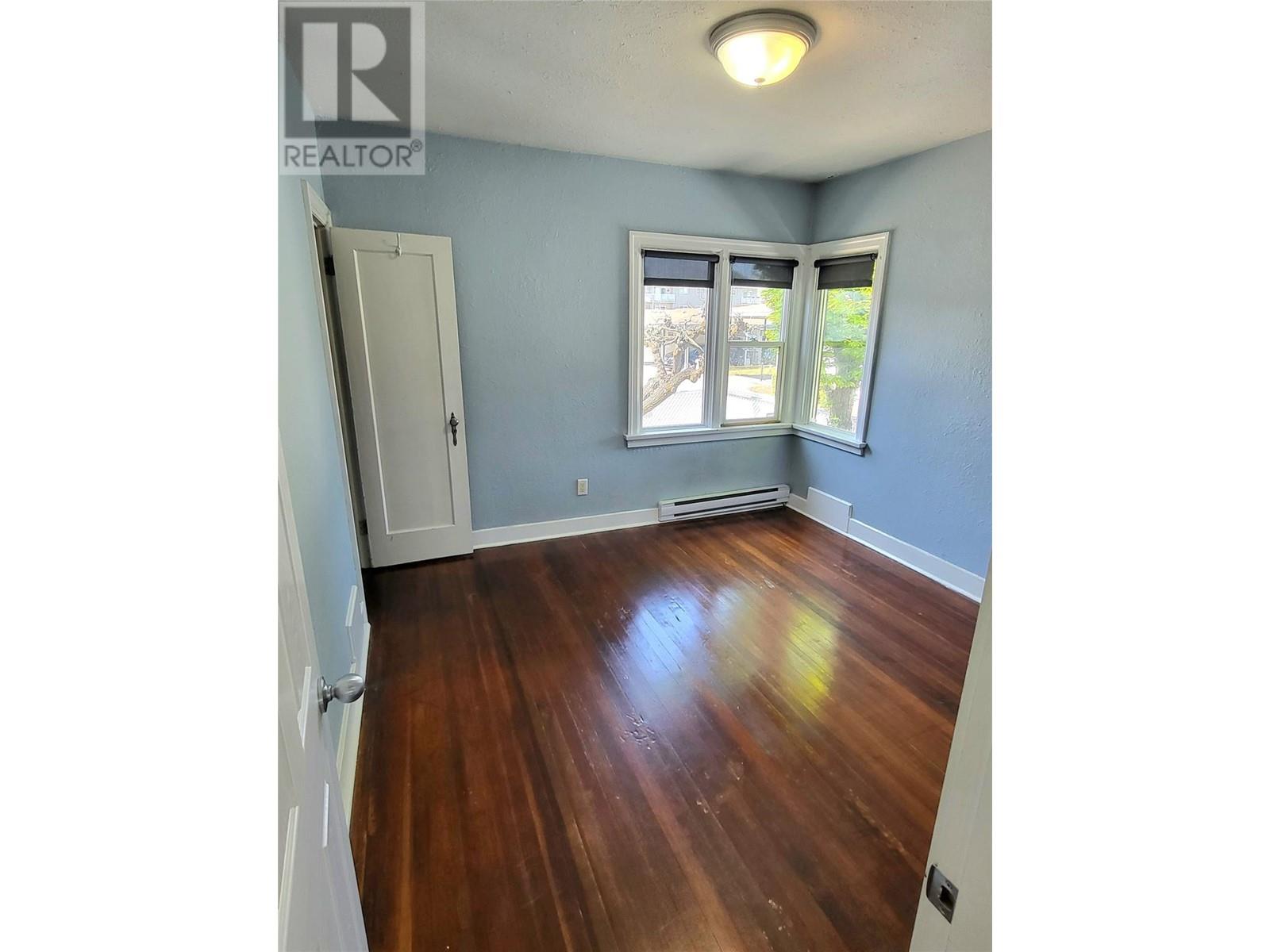 857 Main Street, Penticton, British Columbia  V2A 5E3 - Photo 17 - 10337033