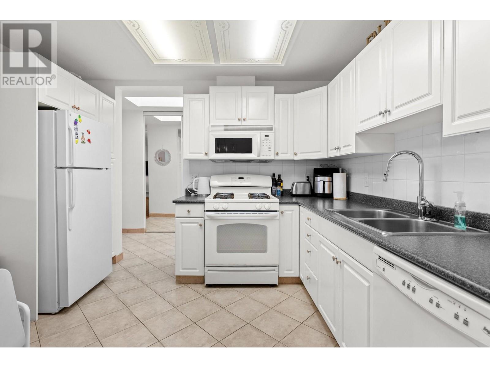 645 Barrera Road Unit# 205, Kelowna, British Columbia  V1W 3C9 - Photo 12 - 10336721