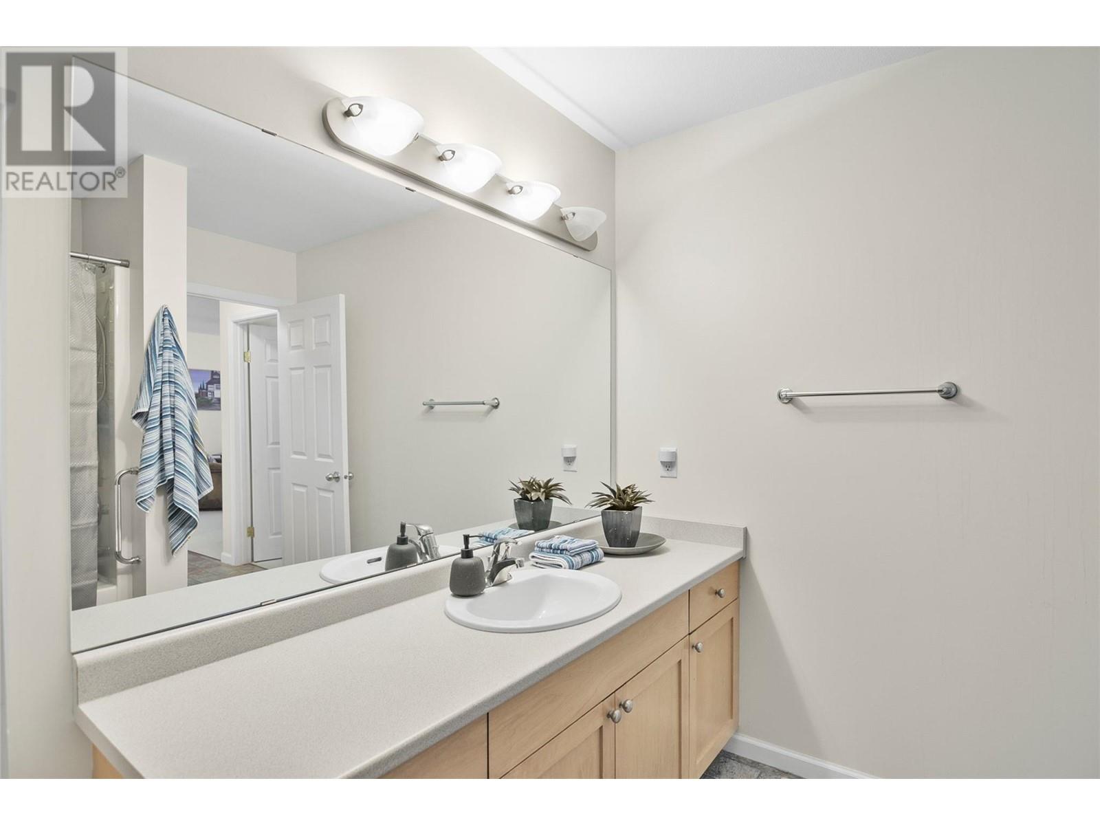 151 Columbia Park Drive Unit# 3, Revelstoke, British Columbia  V0E 2S0 - Photo 13 - 10335847