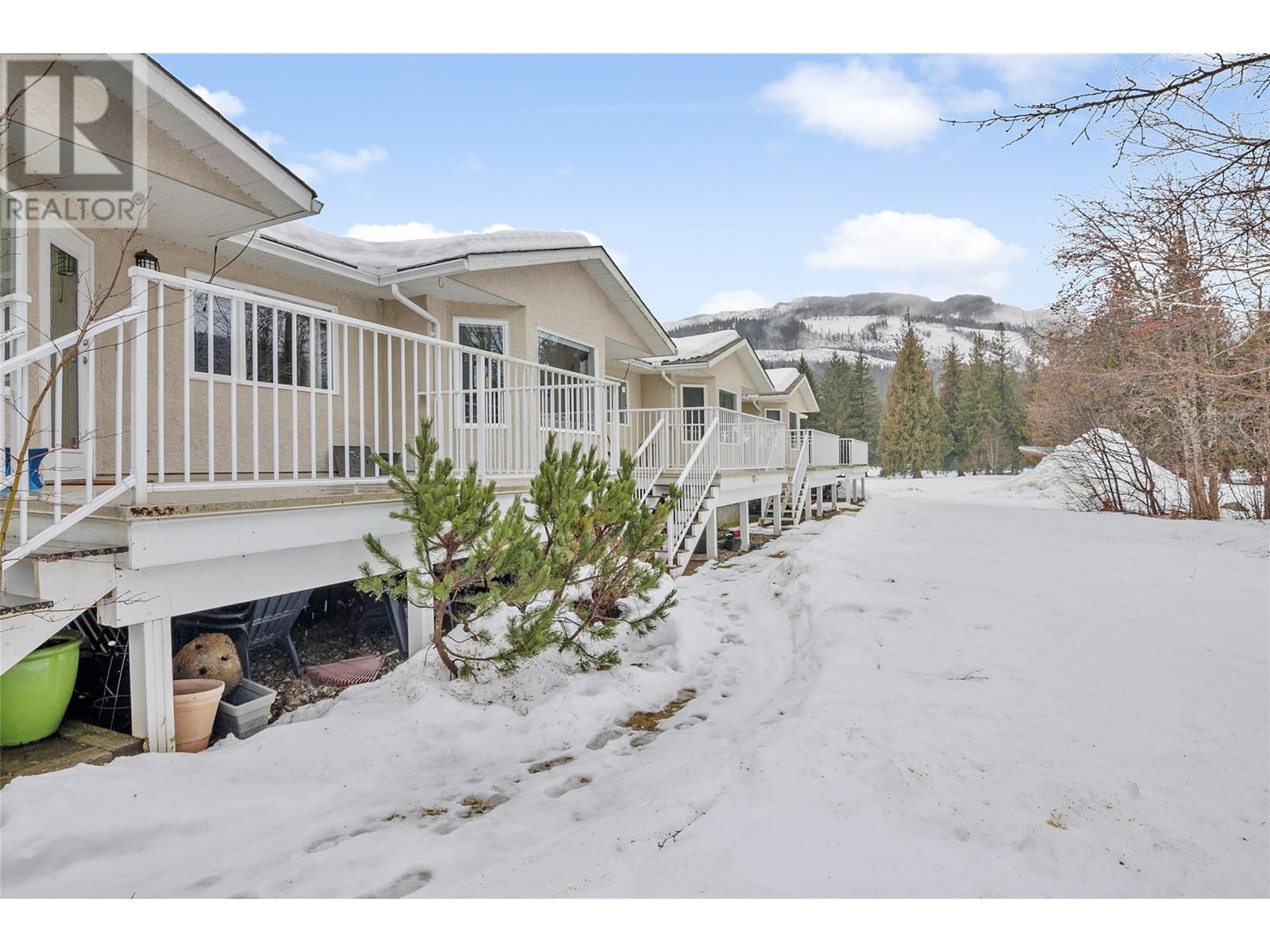 151 Columbia Park Drive Unit# 3, Revelstoke, British Columbia  V0E 2S0 - Photo 18 - 10335847