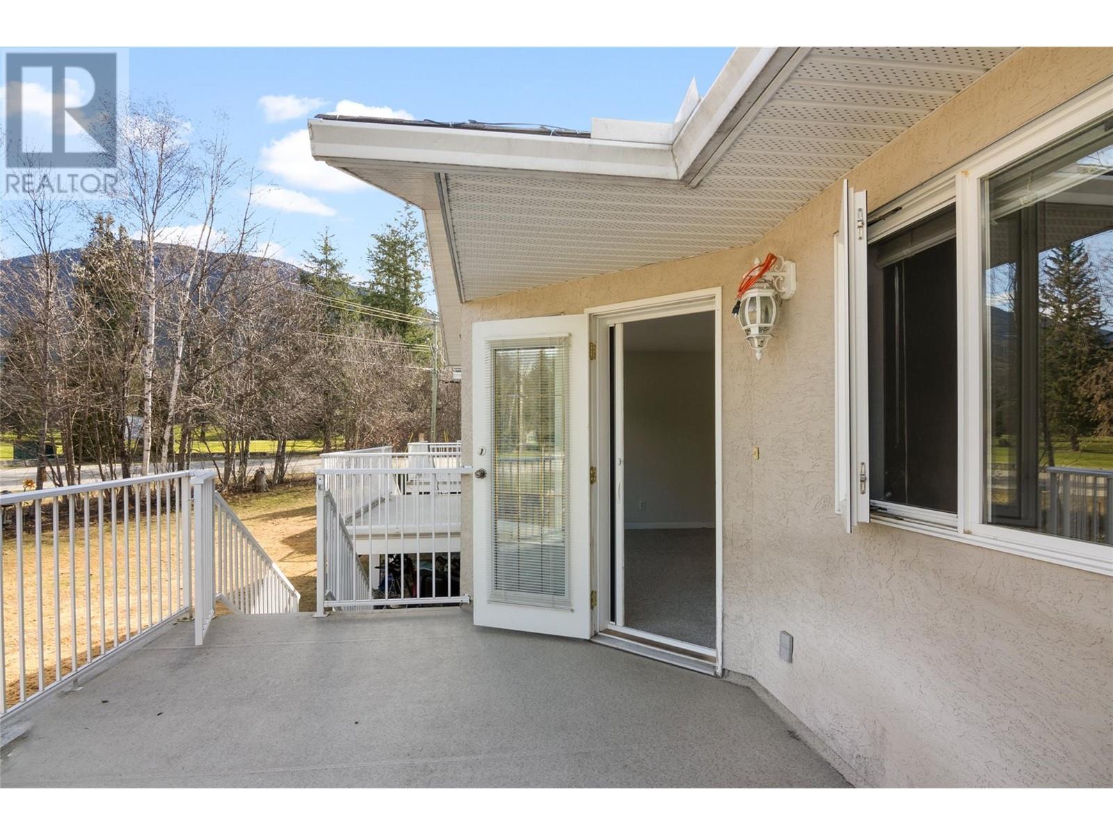 151 Columbia Park Drive Unit# 3, Revelstoke, British Columbia  V0E 2S0 - Photo 5 - 10335847
