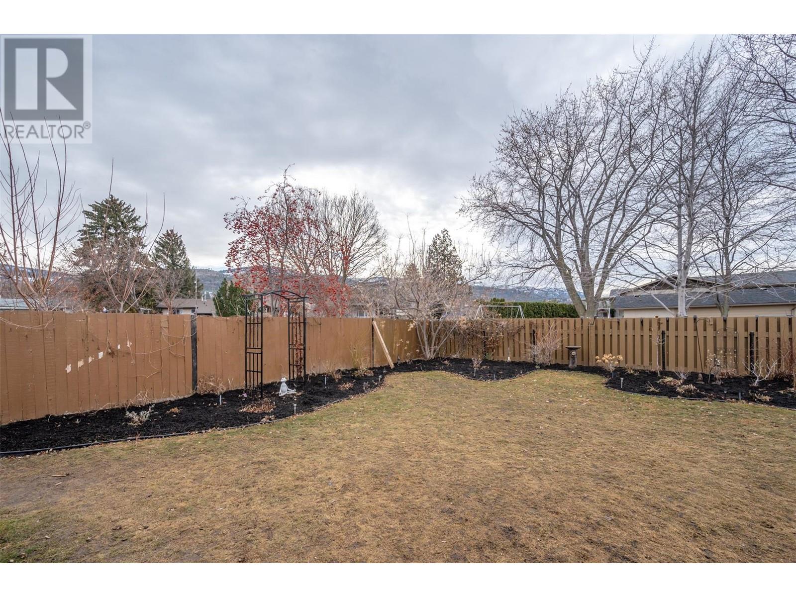 156 Mcculloch Drive, Penticton, British Columbia  V2A 3P7 - Photo 14 - 10337068