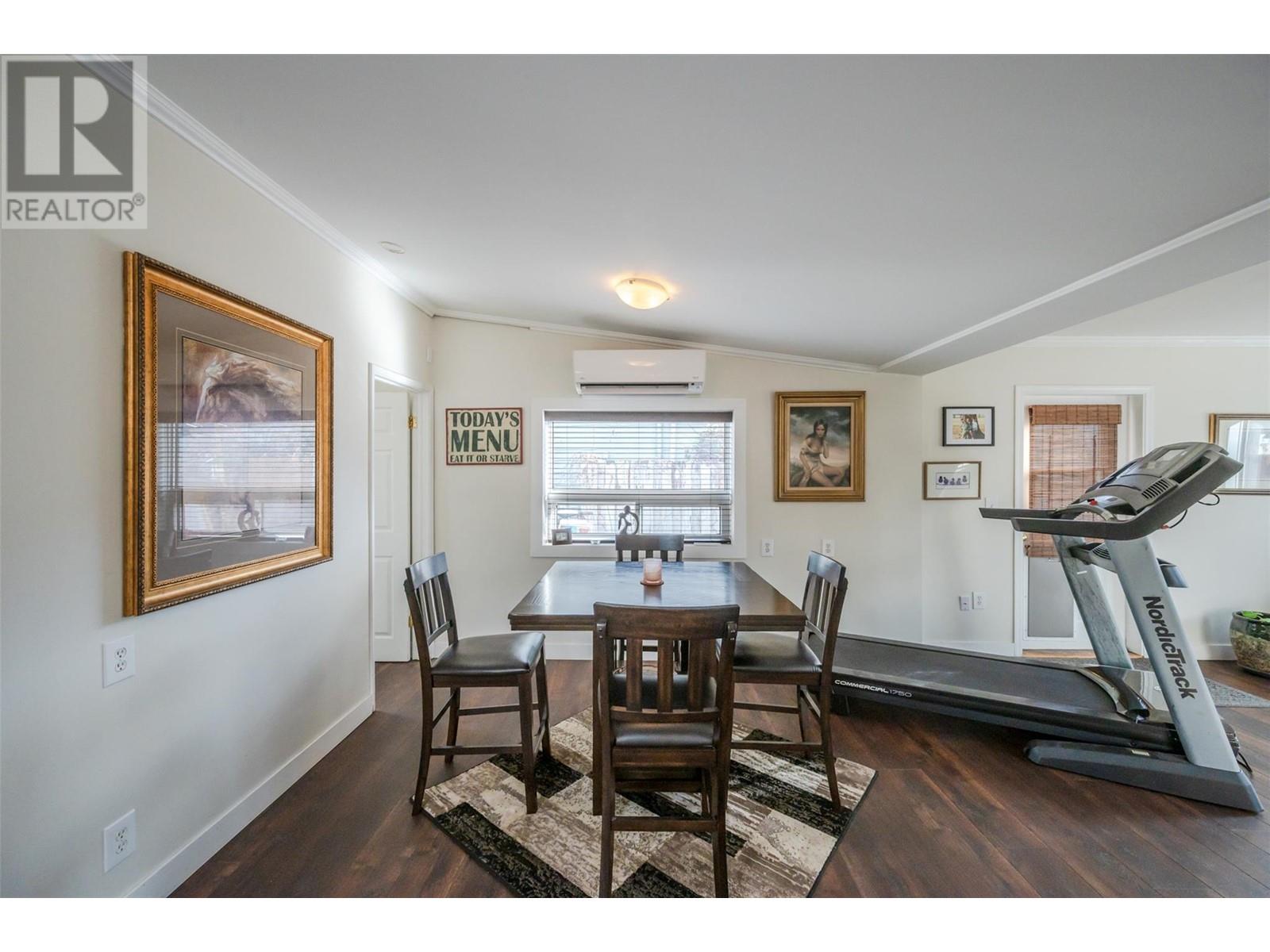 156 Mcculloch Drive, Penticton, British Columbia  V2A 3P7 - Photo 5 - 10337068