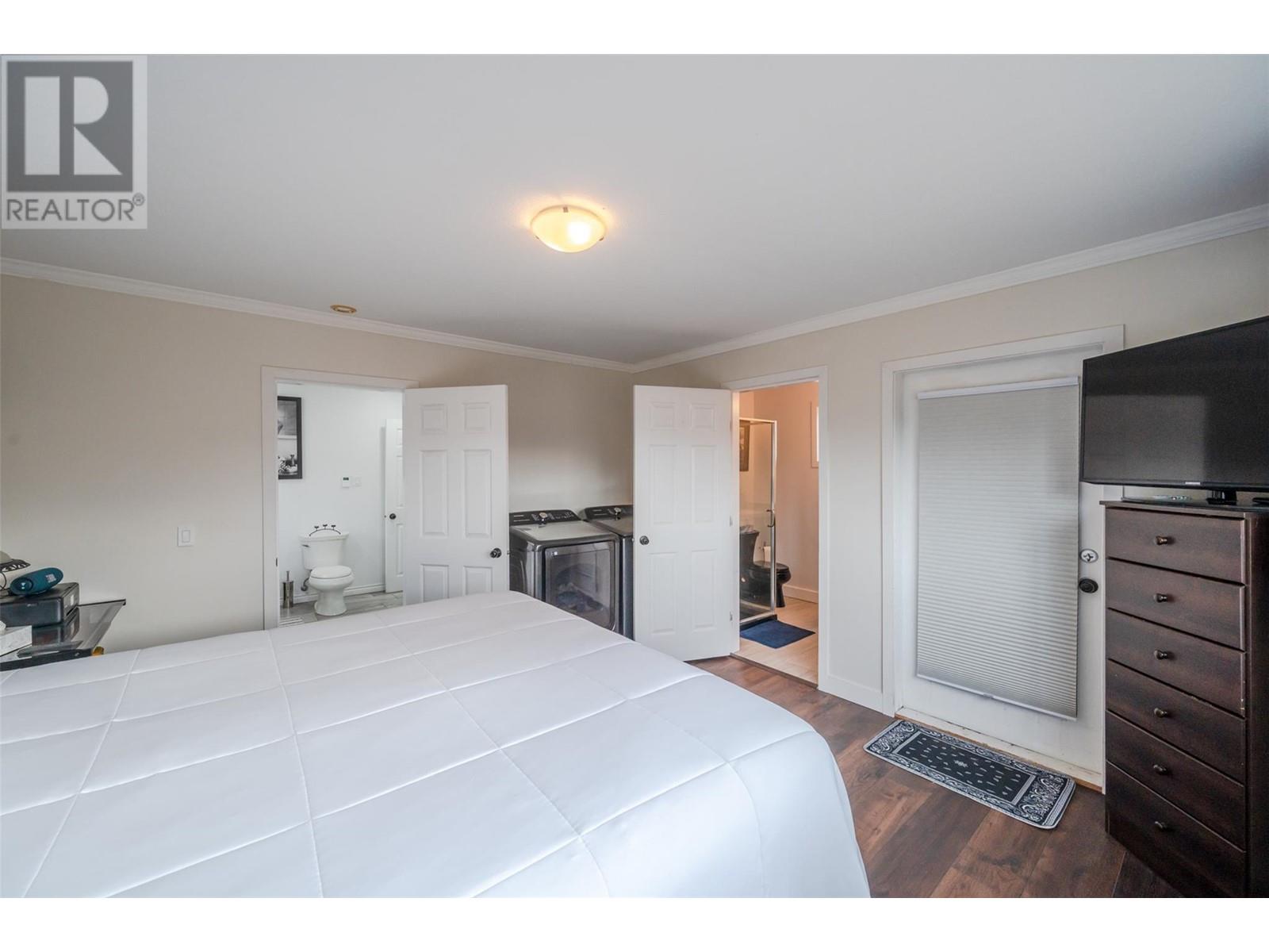 156 Mcculloch Drive, Penticton, British Columbia  V2A 3P7 - Photo 7 - 10337068