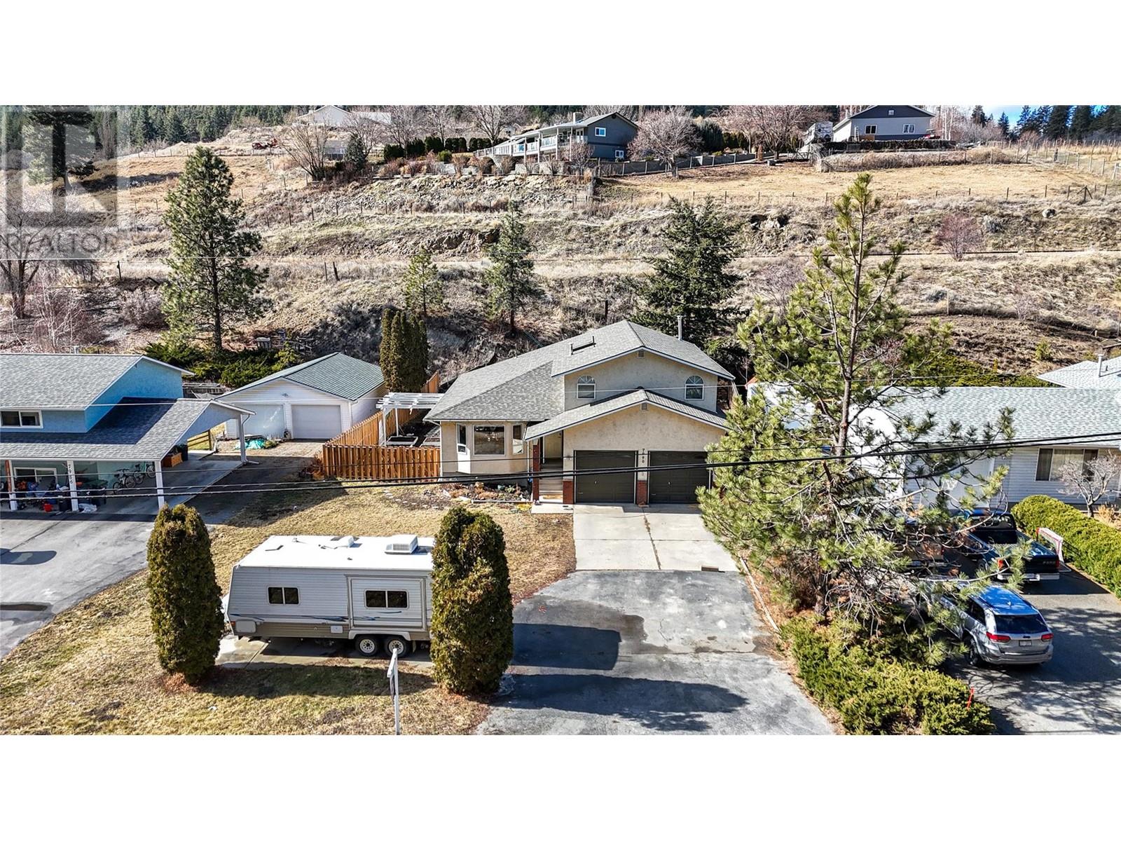 7990 Victoria Road S, Summerland, British Columbia  V0H 1Z2 - Photo 2 - 10336768
