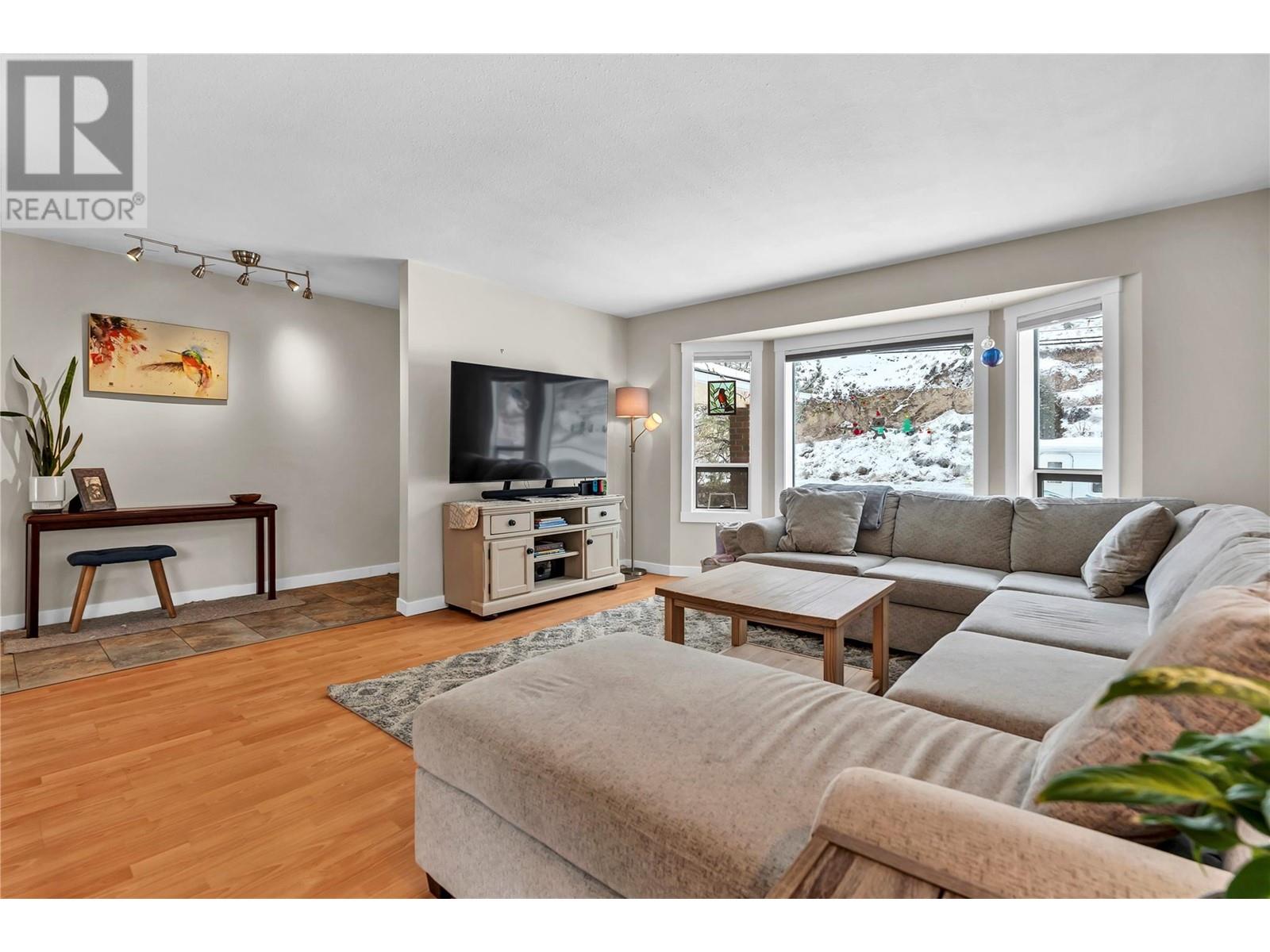 7990 Victoria Road S, Summerland, British Columbia  V0H 1Z2 - Photo 5 - 10336768