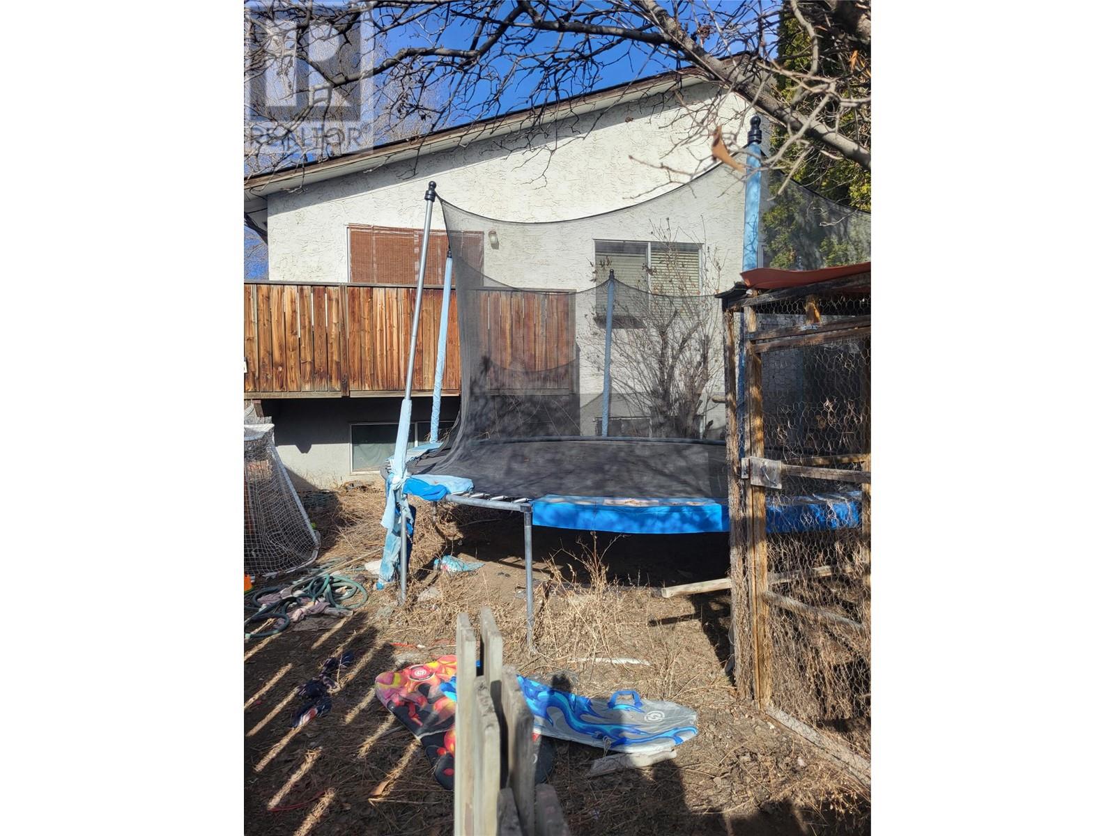 1386 Ottawa Place, Kamloops, British Columbia  V2B 7W4 - Photo 2 - 10337217