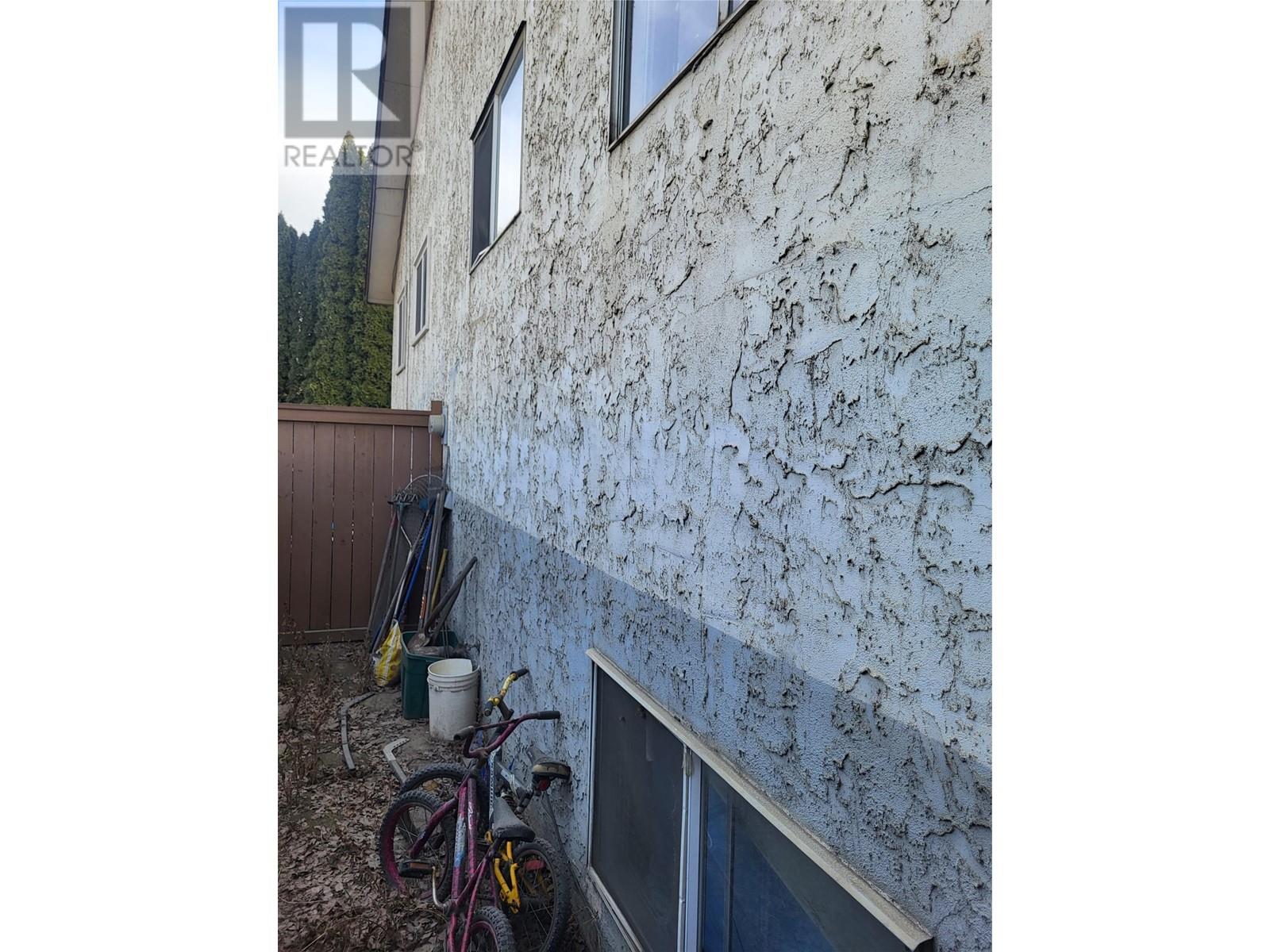 1386 Ottawa Place, Kamloops, British Columbia  V2B 7W4 - Photo 6 - 10337217