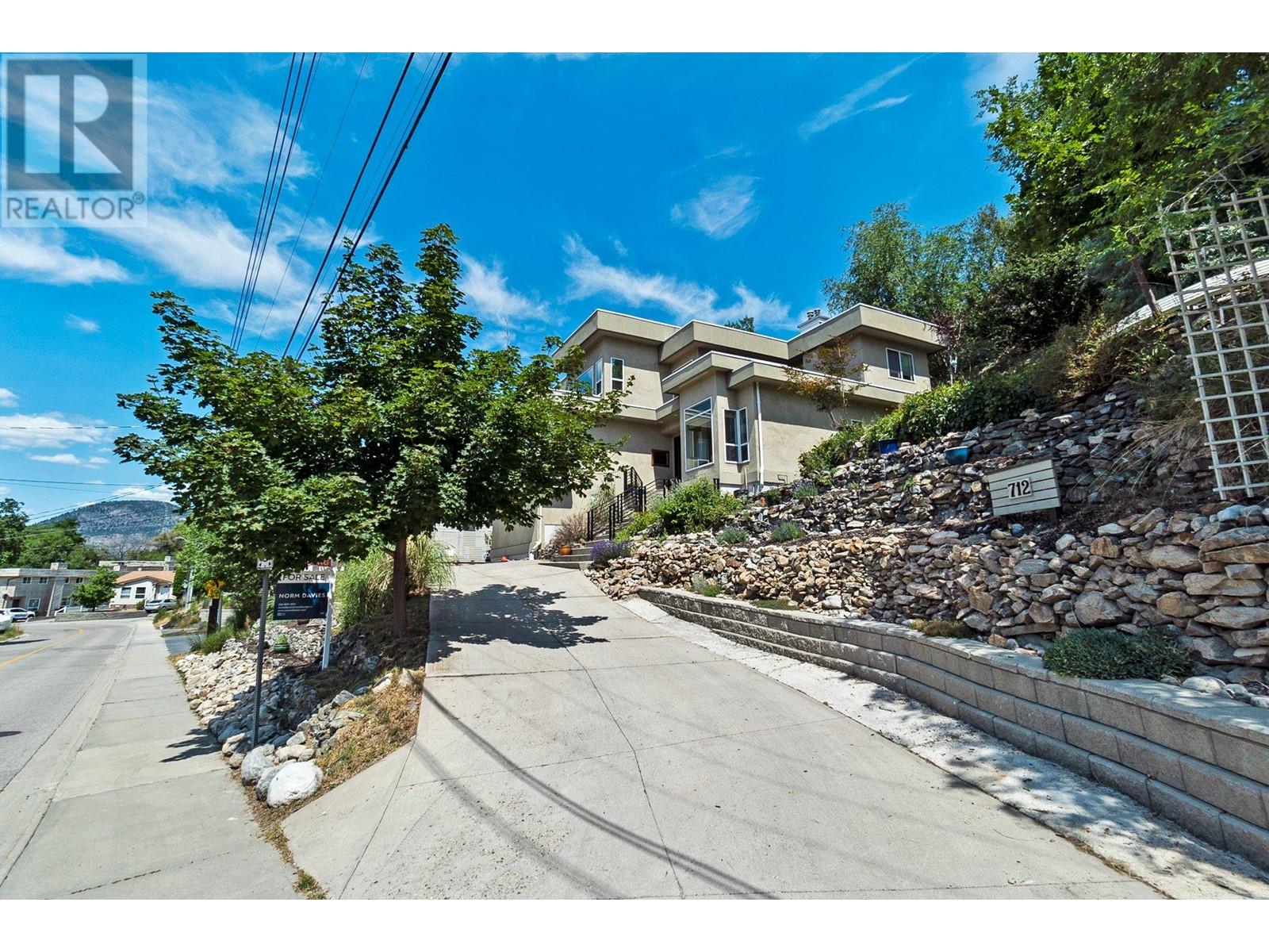 712 Creekside Road, Penticton, British Columbia  V2A 2C4 - Photo 11 - 10337227