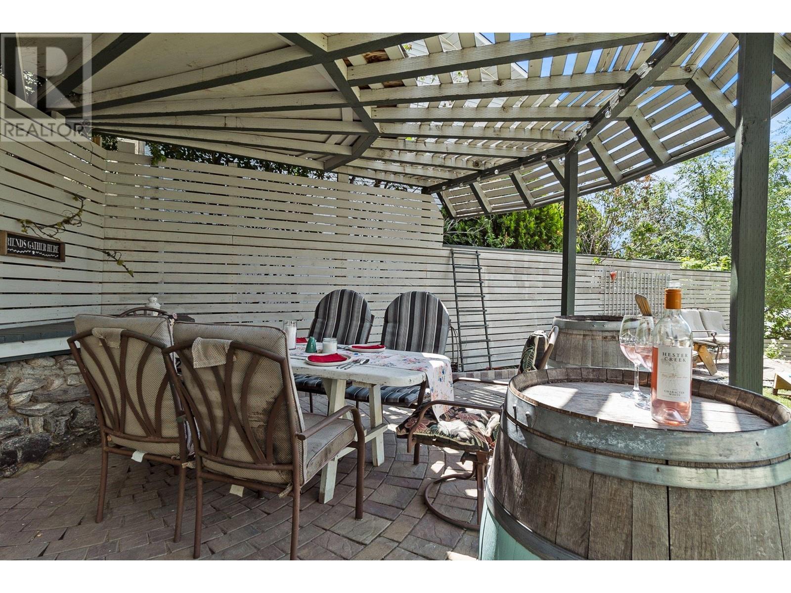 712 Creekside Road, Penticton, British Columbia  V2A 2C4 - Photo 17 - 10337227